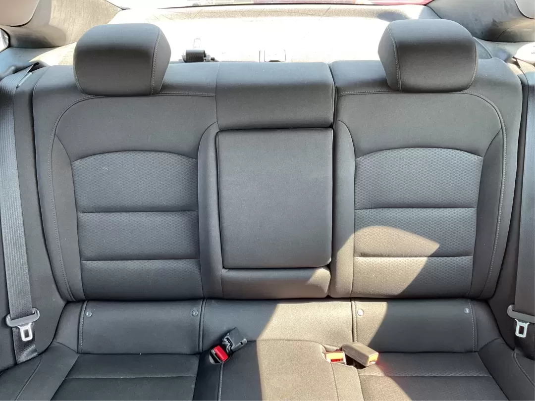 2018 Chevrolet Malibu 1LS (1G1ZB5ST0JF) with an ECOTEC 1.5L I-4 gasoline direct injection engine, located at 880 E. National Road, Vandalia, OH, 45377, (937) 908-9800, 39.891918, -84.183594 - **Experience Unmatched Comfort and Style with the 2018 Chevrolet Malibu at Advantage Car and Credit in Fairborn, OH!**<br /> <br /> Are you in the market for a dependable sedan that effortlessly balances style, comfort, and cutting-edge technology? Look no further than the stunning 2018 Chevrolet Ma - Photo#20