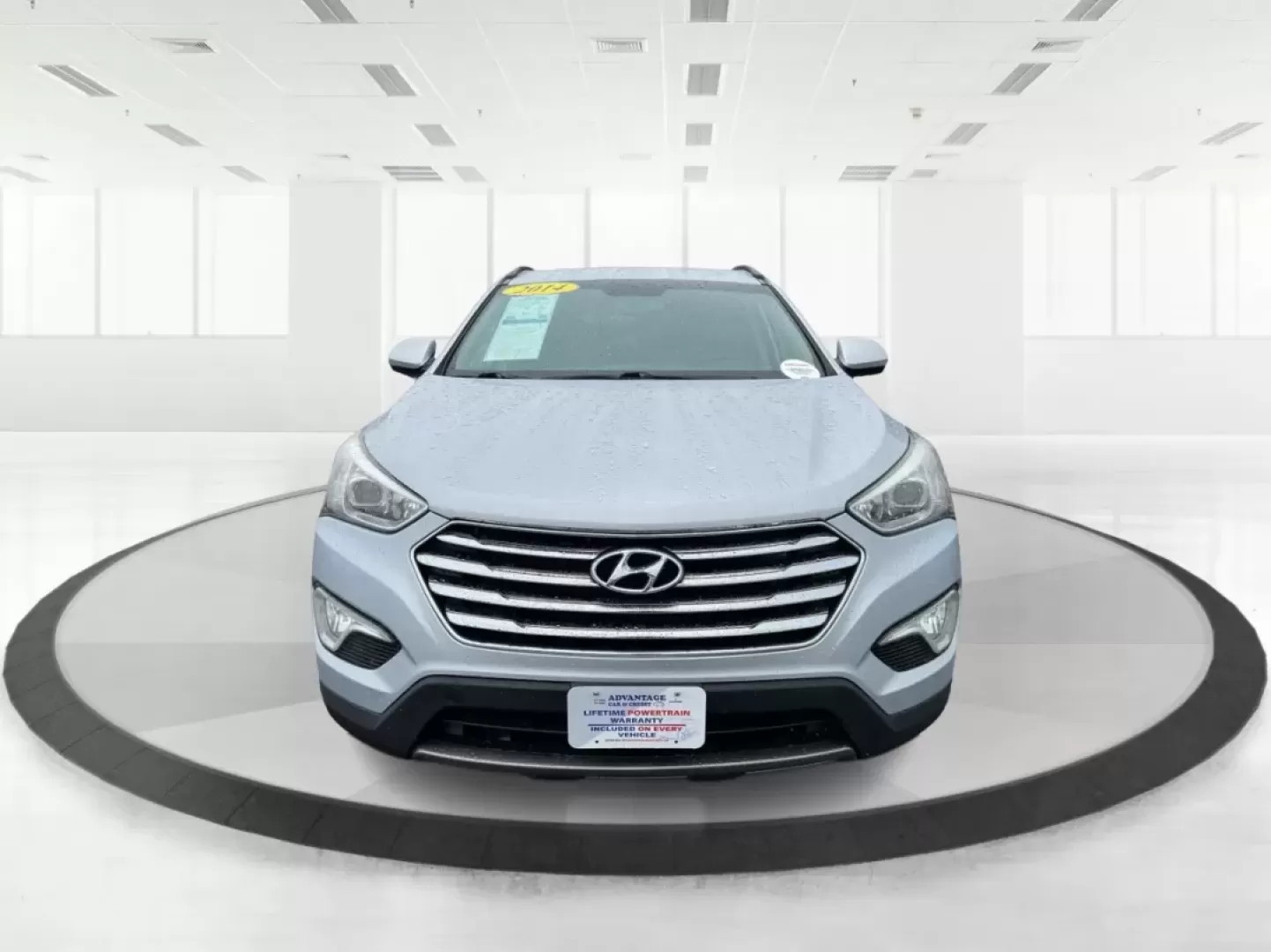 2014 Hyundai Santa Fe GLS (KM8SM4HF5EU) with an Lambda II 3.3L V-6 gasoline direct injection engine, located at 8750 N County Rd 25A, Piqua, OH, 45356, (937) 908-9800, 40.164391, -84.232513 - Looking for the perfect SUV to complement your busy lifestyle? Look no further than the 2014 Hyundai Santa Fe GLS, a vehicle designed for families, adventurers, and commuters alike. This reliable SUV, available at Advantage Car and Credit in Fairborn, OH, provides ample space, comfort, and modern fe - Photo#7