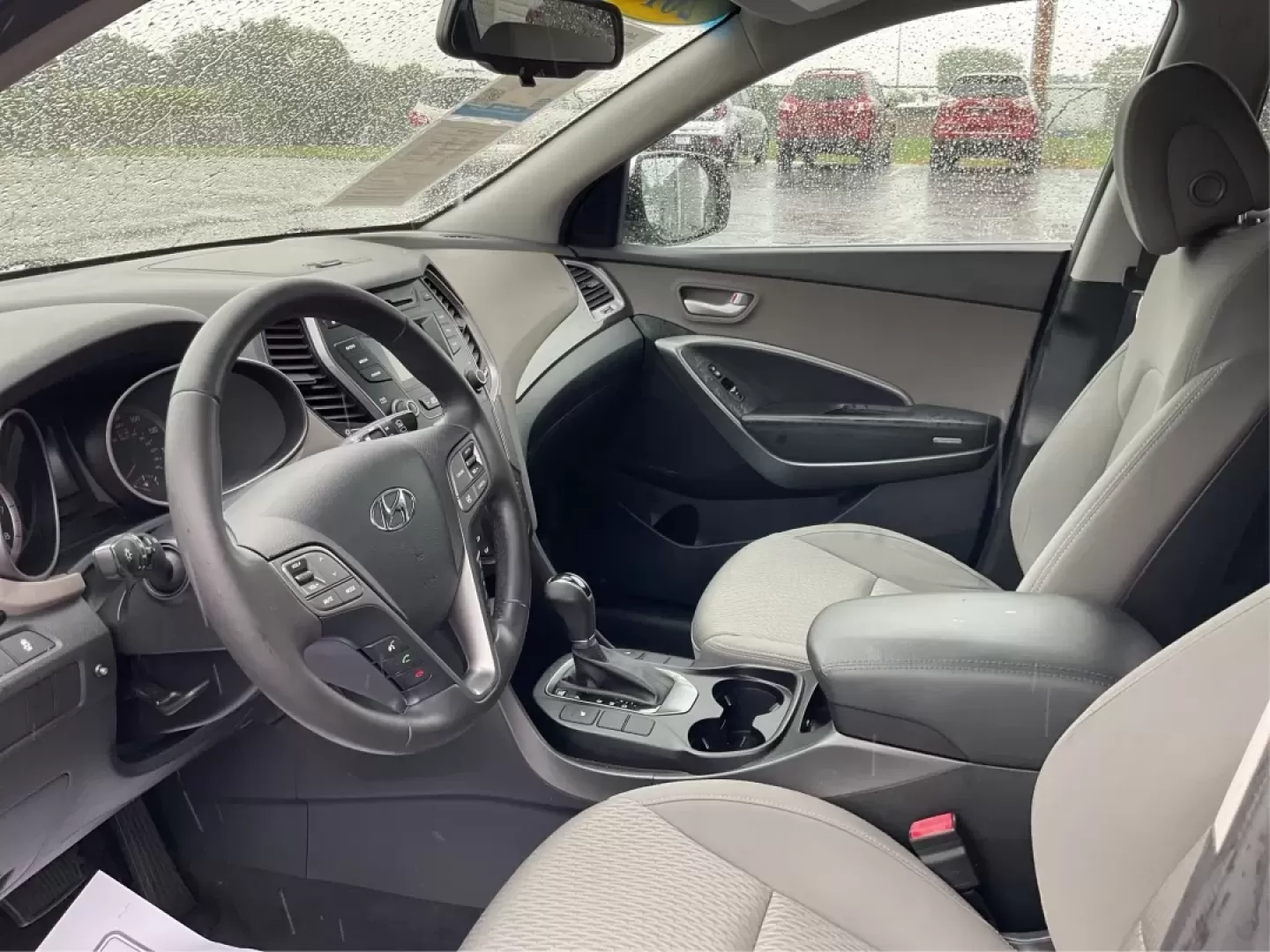 2014 Hyundai Santa Fe GLS (KM8SM4HF5EU) with an Lambda II 3.3L V-6 gasoline direct injection engine, located at 8750 N County Rd 25A, Piqua, OH, 45356, (937) 908-9800, 40.164391, -84.232513 - Looking for the perfect SUV to complement your busy lifestyle? Look no further than the 2014 Hyundai Santa Fe GLS, a vehicle designed for families, adventurers, and commuters alike. This reliable SUV, available at Advantage Car and Credit in Fairborn, OH, provides ample space, comfort, and modern fe - Photo#9