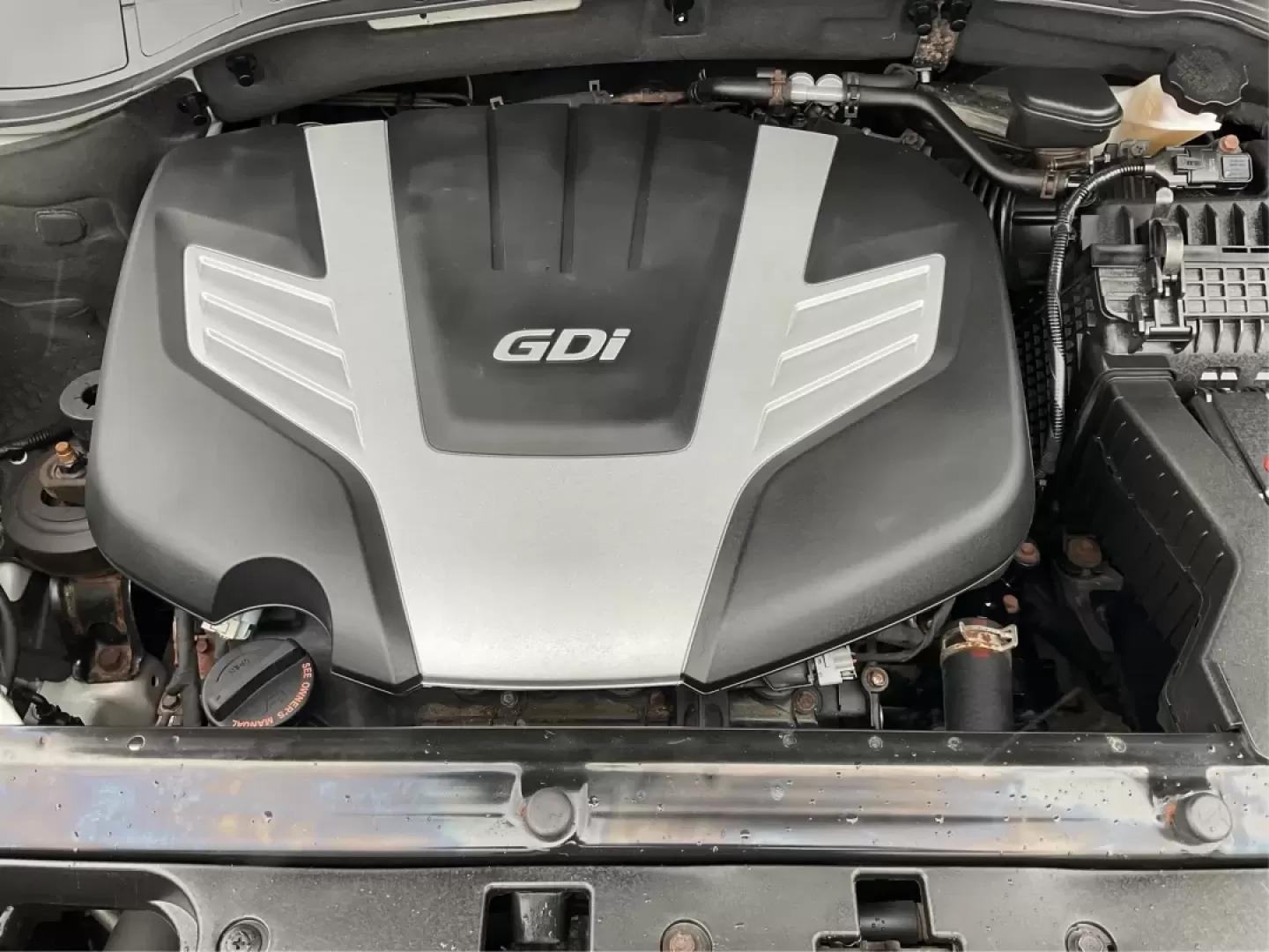 2014 Hyundai Santa Fe GLS (KM8SM4HF5EU) with an Lambda II 3.3L V-6 gasoline direct injection engine, located at 8750 N County Rd 25A, Piqua, OH, 45356, (937) 908-9800, 40.164391, -84.232513 - Looking for the perfect SUV to complement your busy lifestyle? Look no further than the 2014 Hyundai Santa Fe GLS, a vehicle designed for families, adventurers, and commuters alike. This reliable SUV, available at Advantage Car and Credit in Fairborn, OH, provides ample space, comfort, and modern fe - Photo#11