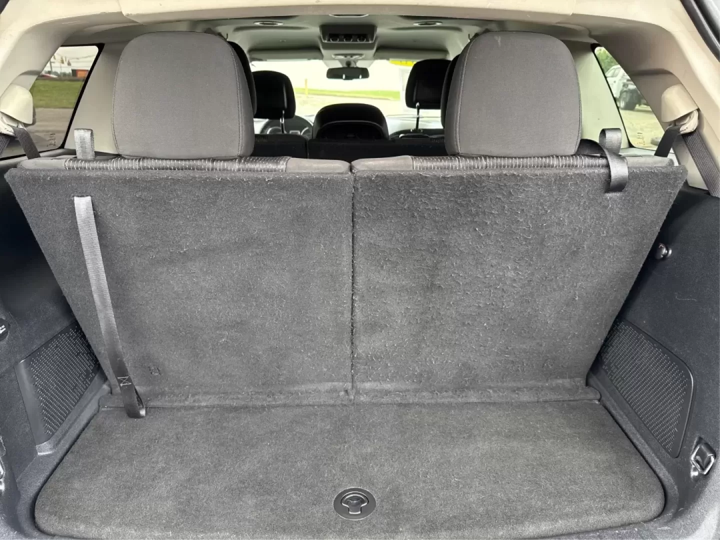 2018 Dodge Journey SXT AWD (3C4PDDBG9JT) with an Pentastar 3.6L V-6 DOHC engine, located at 1230 East Main St, Xenia, OH, 45385, (937) 908-9800, 39.688026, -83.910172 - Experience the thrill of adventure and family outings in this stunning **2018 Dodge Journey SXT AWD**, now available at **Advantage Car and Credit**, located at **1184 Kauffman Ave, Fairborn, OH 45324**. Whether you're commuting to work or heading out for a weekend getaway, this versatile SUV is des - Photo#12