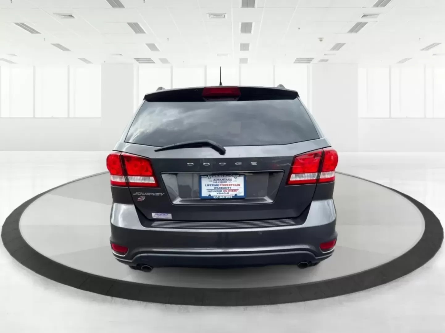 2018 Dodge Journey SXT AWD (3C4PDDBG9JT) with an Pentastar 3.6L V-6 DOHC engine, located at 8750 N County Rd 25A, Piqua, OH, 45356, (937) 908-9800, 40.164391, -84.232513 - Experience the thrill of adventure and family outings in this stunning **2018 Dodge Journey SXT AWD**, now available at **Advantage Car and Credit**, located at **1184 Kauffman Ave, Fairborn, OH 45324**. Whether you're commuting to work or heading out for a weekend getaway, this versatile SUV is des - Photo#3