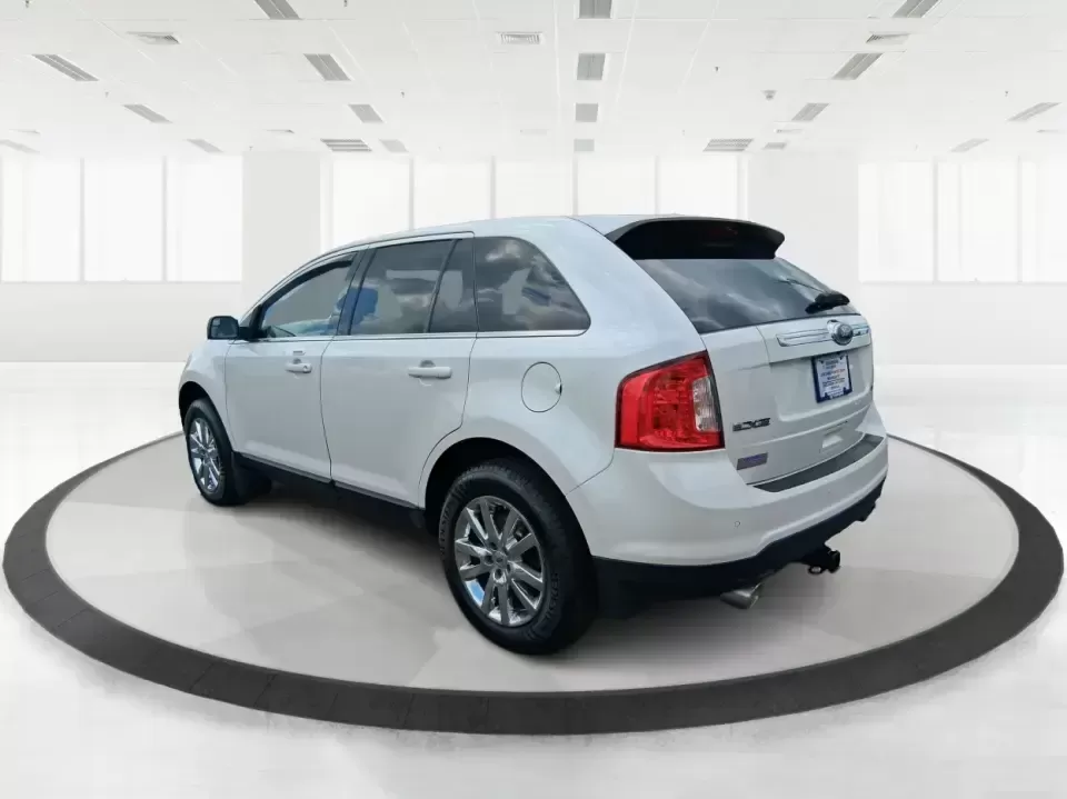 2014 Ford Edge Limited (2FMDK4KC9EB) with an 3.5L V-6 DOHC engine, 6-Speed Automatic transmission, located at 401 Woodman Dr, Riverside, OH, 45431, (937) 908-9800, 39.760899, -84.123421 - **Elevate Your Family Adventures with the 2014 Ford Edge Limited!**<br /> <br /> Are you ready to transform your daily commutes and weekend adventures? The 2014 Ford Edge Limited is the perfect SUV for families and those who love hitting the open road. With its spacious design, robust performance, a - Photo#4