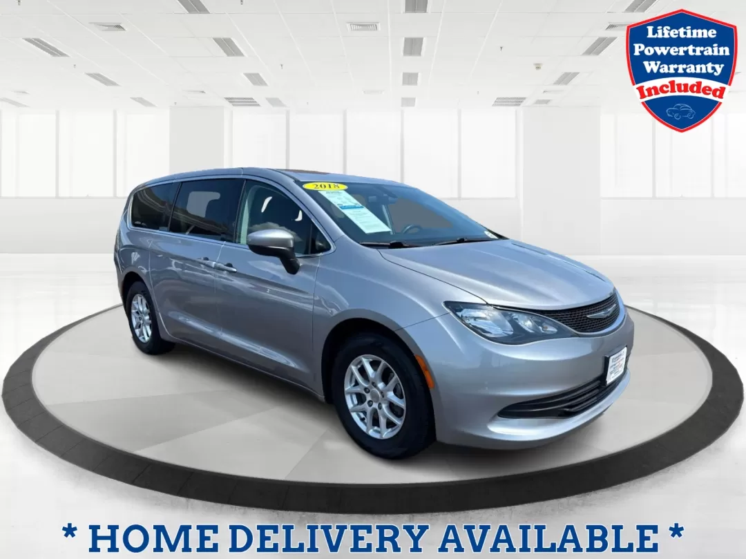 photo of 2018 Chrysler Pacifica Touring