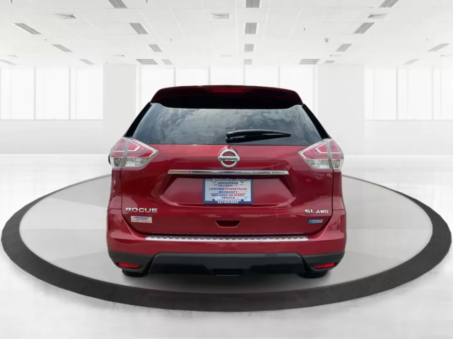 2014 Nissan Rogue SL (5N1AT2MV9EC) with an 2.5L I-4 DOHC engine, located at 1184 Kauffman Ave, Fairborn, OH, 45324, (937) 908-9800, 39.807072, -84.030914 - **Unleash Adventure with This 2014 Nissan Rogue SL Ideal for Your Active Lifestyle!**<br /> <br /> Are you ready to elevate your family adventures or weekend getaways? The 2014 Nissan Rogue SL is the perfect companion for anyone looking to blend functionality with style. With a spacious interior an - Photo#3