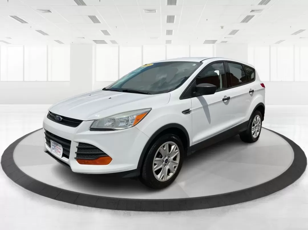 2015 Ford Escape S (1FMCU0F71FU) with an Duratec 2.5L I-4 DOHC engine, located at 1951 S Dayton Lakeview Rd., New Carlisle, OH, 45344, (937) 908-9800, 39.890999, -84.050255 - **Adventure Awaits with the 2015 Ford Escape! Perfect for Family Outings and Daily Commutes!**<br /> <br /> Are you looking for a versatile vehicle that seamlessly fits into your active lifestyle? The 2015 Ford Escape is the ideal SUV for growing families, weekend adventurers, or anyone who needs a - Photo#8