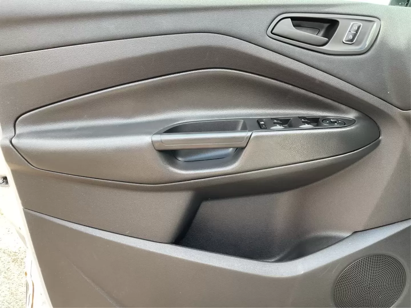 2015 Ford Escape S (1FMCU0F71FU) with an Duratec 2.5L I-4 DOHC engine, located at 1951 S Dayton Lakeview Rd., New Carlisle, OH, 45344, (937) 908-9800, 39.890999, -84.050255 - **Adventure Awaits with the 2015 Ford Escape! Perfect for Family Outings and Daily Commutes!**<br /> <br /> Are you looking for a versatile vehicle that seamlessly fits into your active lifestyle? The 2015 Ford Escape is the ideal SUV for growing families, weekend adventurers, or anyone who needs a - Photo#18