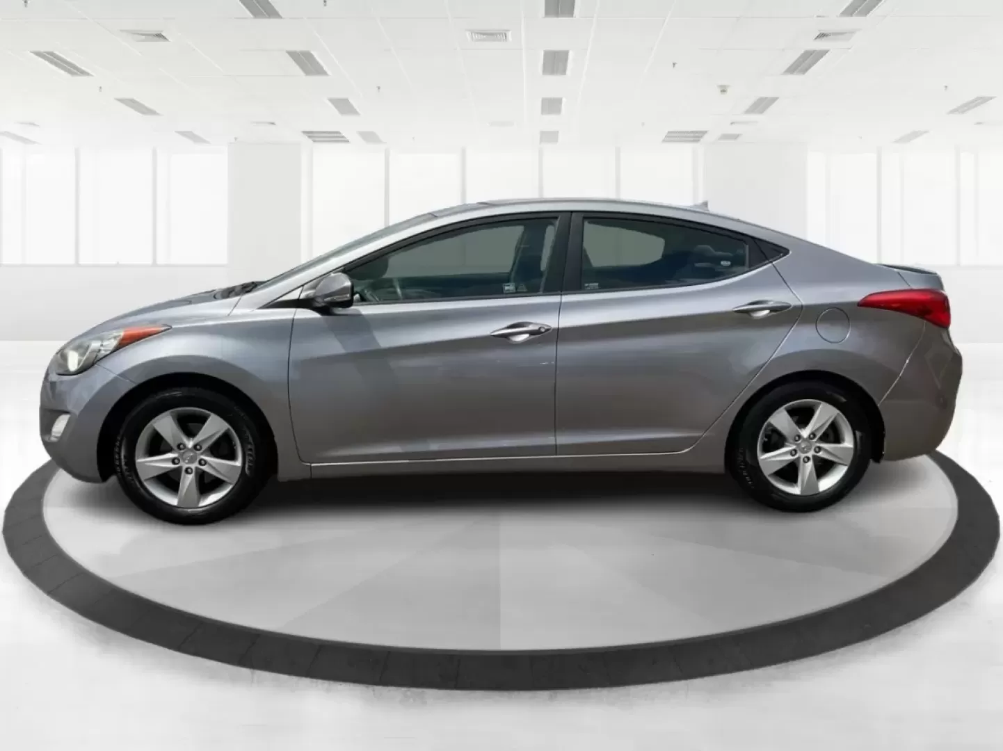 2012 Hyundai Elantra GLS (Ulsan Plant) (KMHDH4AE1CU) with an 1.8L I-4 DOHC engine, located at 1184 Kauffman Ave, Fairborn, OH, 45324, (937) 908-9800, 39.807072, -84.030914 - **Drive Your Dreams with the 2012 Hyundai Elantra GLS: Perfect for Everyday Adventures!**<br /> <br /> Are you ready to elevate your daily commute or family outings with a vehicle that balances comfort, efficiency, and style? The 2012 Hyundai Elantra GLS is the perfect choice for budget-conscious bu - Photo#5