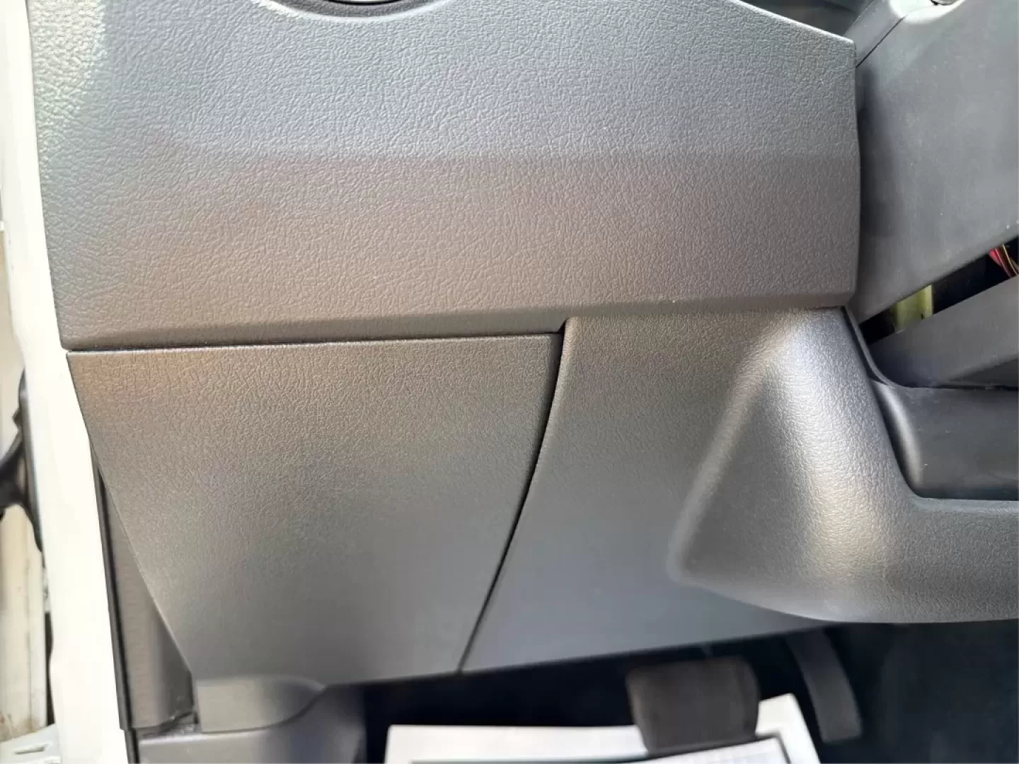 2014 Jeep Compass Sport (1C4NJDBB4ED) with an 2.4L I-4 DOHC engine, located at 1184 Kauffman Ave, Fairborn, OH, 45324, (937) 908-9800, 39.807072, -84.030914 - **Experience Adventure with the 2014 Jeep Compass Sport at Advantage Car and Credit Xenia!** <br /> <br /> Are you ready to embrace the open road with a vehicle that combines comfort, capability, and style? The 2014 Jeep Compass Sport, available at Advantage Car and Credit in Xenia, Ohio, is the pe - Photo#17