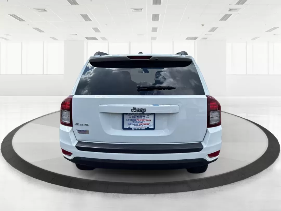 2014 Jeep Compass Sport (1C4NJDBB4ED) with an 2.4L I-4 DOHC engine, located at 1230 East Main St, Xenia, OH, 45385, (937) 908-9800, 39.688026, -83.910172 - **Experience Adventure with the 2014 Jeep Compass Sport at Advantage Car and Credit Xenia!** <br /> <br /> Are you ready to embrace the open road with a vehicle that combines comfort, capability, and style? The 2014 Jeep Compass Sport, available at Advantage Car and Credit in Xenia, Ohio, is the pe - Photo#3