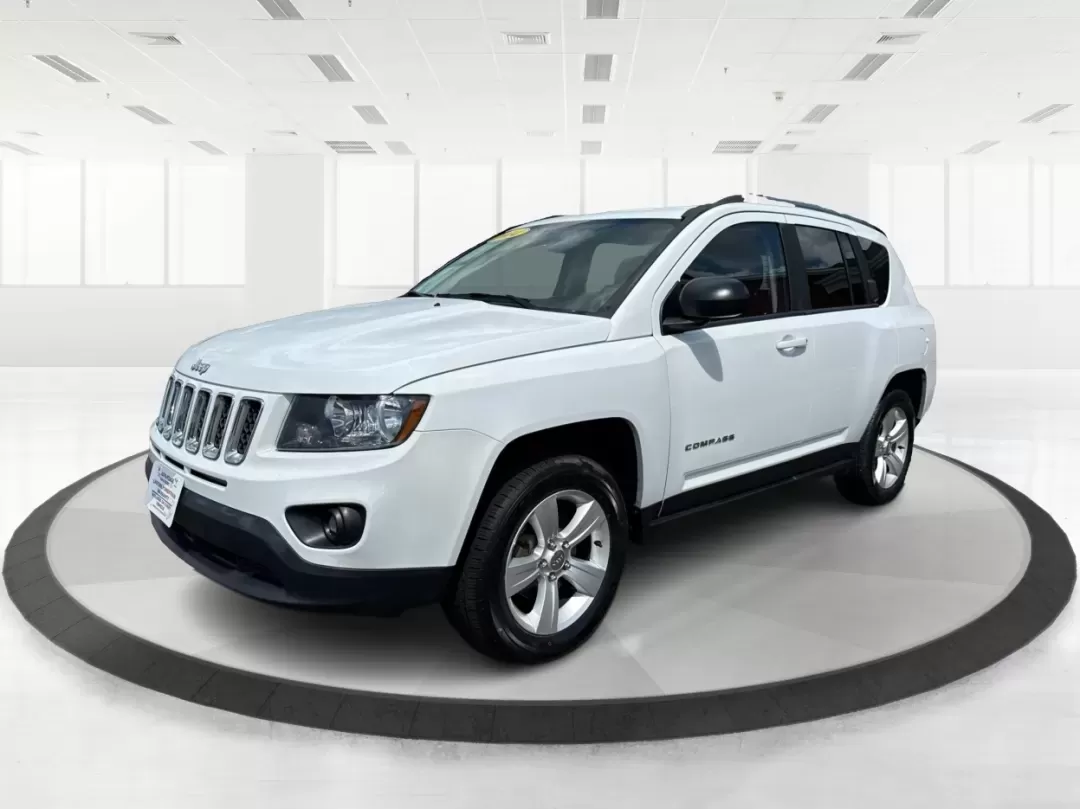2014 Jeep Compass Sport (1C4NJDBB4ED) with an 2.4L I-4 DOHC engine, located at 1230 East Main St, Xenia, OH, 45385, (937) 908-9800, 39.688026, -83.910172 - **Experience Adventure with the 2014 Jeep Compass Sport at Advantage Car and Credit Xenia!** <br /> <br /> Are you ready to embrace the open road with a vehicle that combines comfort, capability, and style? The 2014 Jeep Compass Sport, available at Advantage Car and Credit in Xenia, Ohio, is the pe - Photo#8
