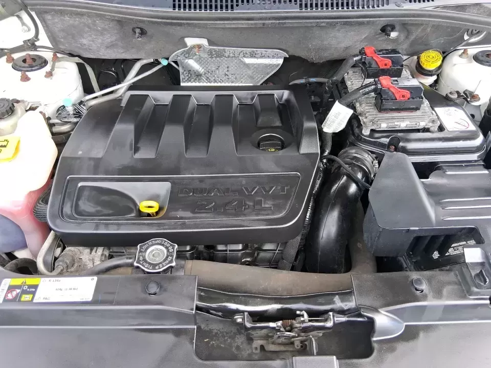 2014 Jeep Compass Sport (1C4NJDBB4ED) with an 2.4L I-4 DOHC engine, Automatic transmission, located at 1230 East Main St, Xenia, OH, 45385, (937) 908-9800, 39.688026, -83.910172 - **Experience Adventure with the 2014 Jeep Compass Sport at Advantage Car and Credit Xenia!** <br /> <br /> Are you ready to embrace the open road with a vehicle that combines comfort, capability, and style? The 2014 Jeep Compass Sport, available at Advantage Car and Credit in Xenia, Ohio, is the pe - Photo#11