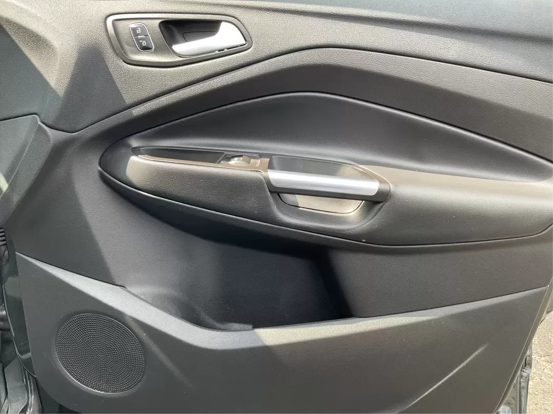 2017 Ford Escape SE (1FMCU0GD7HU) with an Other engine, located at 1951 S Dayton Lakeview Rd., New Carlisle, OH, 45344, (937) 908-9800, 39.890999, -84.050255 - **Experience Life on the Move with the 2017 Ford Escape SE at Advantage Car and Credit - Troy!**<br /> <br /> Are you ready to elevate your lifestyle with a versatile SUV that's perfect for family outings and weekend adventures? Look no further than the 2017 Ford Escape SE, available at Advantage Ca - Photo#20