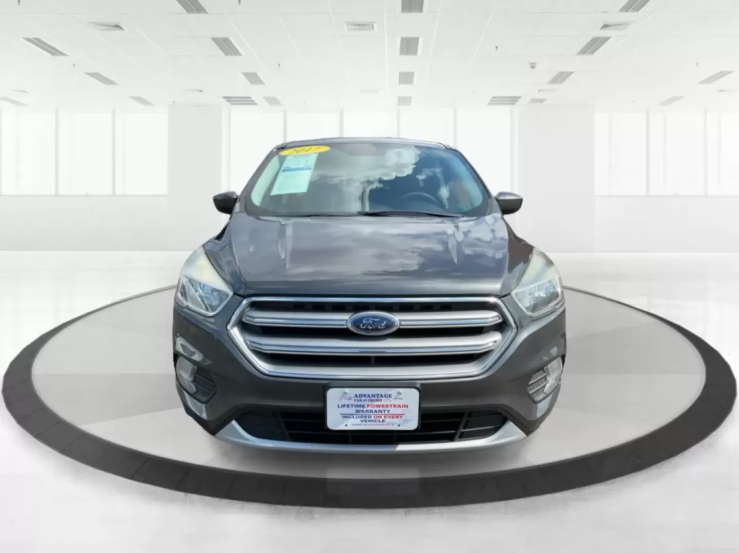 2017 Ford Escape SE (1FMCU0GD7HU) with an Other engine, located at 1099 N County Rd 25A , Troy, OH, 45373, (937) 908-9800, 40.057079, -84.212883 - **Experience Life on the Move with the 2017 Ford Escape SE at Advantage Car and Credit - Troy!**<br /> <br /> Are you ready to elevate your lifestyle with a versatile SUV that's perfect for family outings and weekend adventures? Look no further than the 2017 Ford Escape SE, available at Advantage Ca - Photo#7