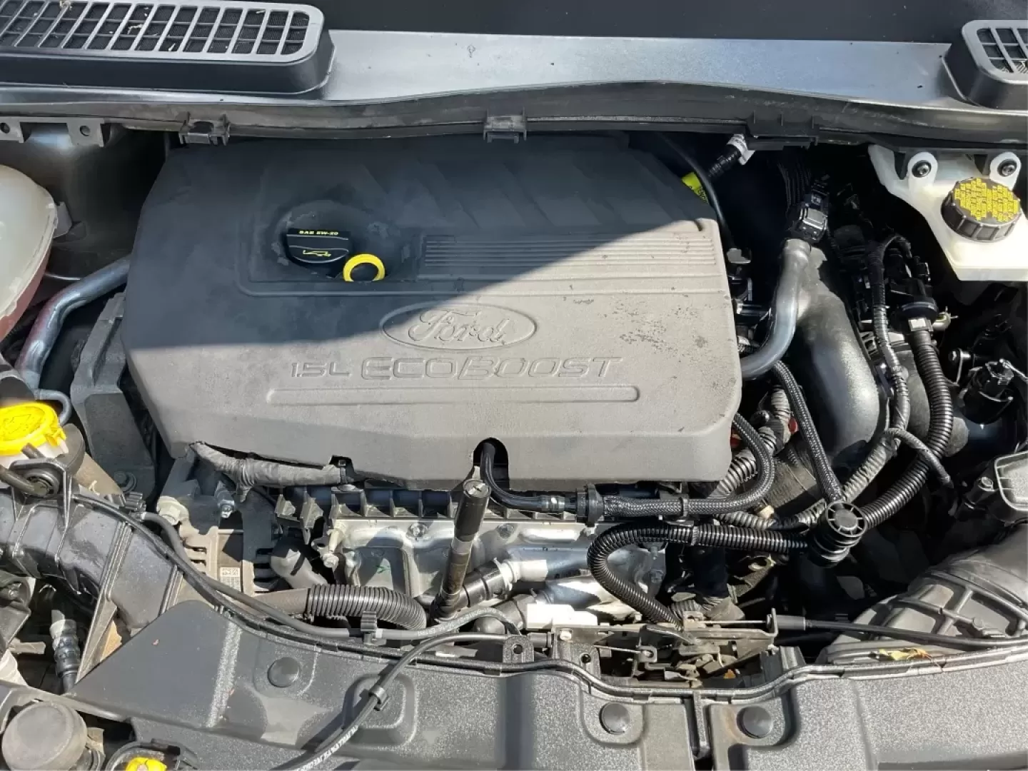 2017 Ford Escape SE (1FMCU0GD7HU) with an Other engine, located at 1099 N County Rd 25A , Troy, OH, 45373, (937) 908-9800, 40.057079, -84.212883 - **Experience Life on the Move with the 2017 Ford Escape SE at Advantage Car and Credit - Troy!**<br /> <br /> Are you ready to elevate your lifestyle with a versatile SUV that's perfect for family outings and weekend adventures? Look no further than the 2017 Ford Escape SE, available at Advantage Ca - Photo#11