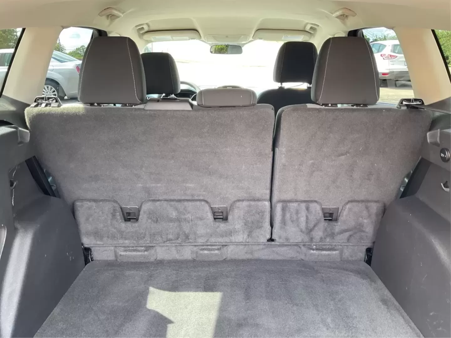 2017 Ford Escape SE (1FMCU0GD7HU) with an Other engine, located at 1099 N County Rd 25A , Troy, OH, 45373, (937) 908-9800, 40.057079, -84.212883 - **Experience Life on the Move with the 2017 Ford Escape SE at Advantage Car and Credit - Troy!**<br /> <br /> Are you ready to elevate your lifestyle with a versatile SUV that's perfect for family outings and weekend adventures? Look no further than the 2017 Ford Escape SE, available at Advantage Ca - Photo#12