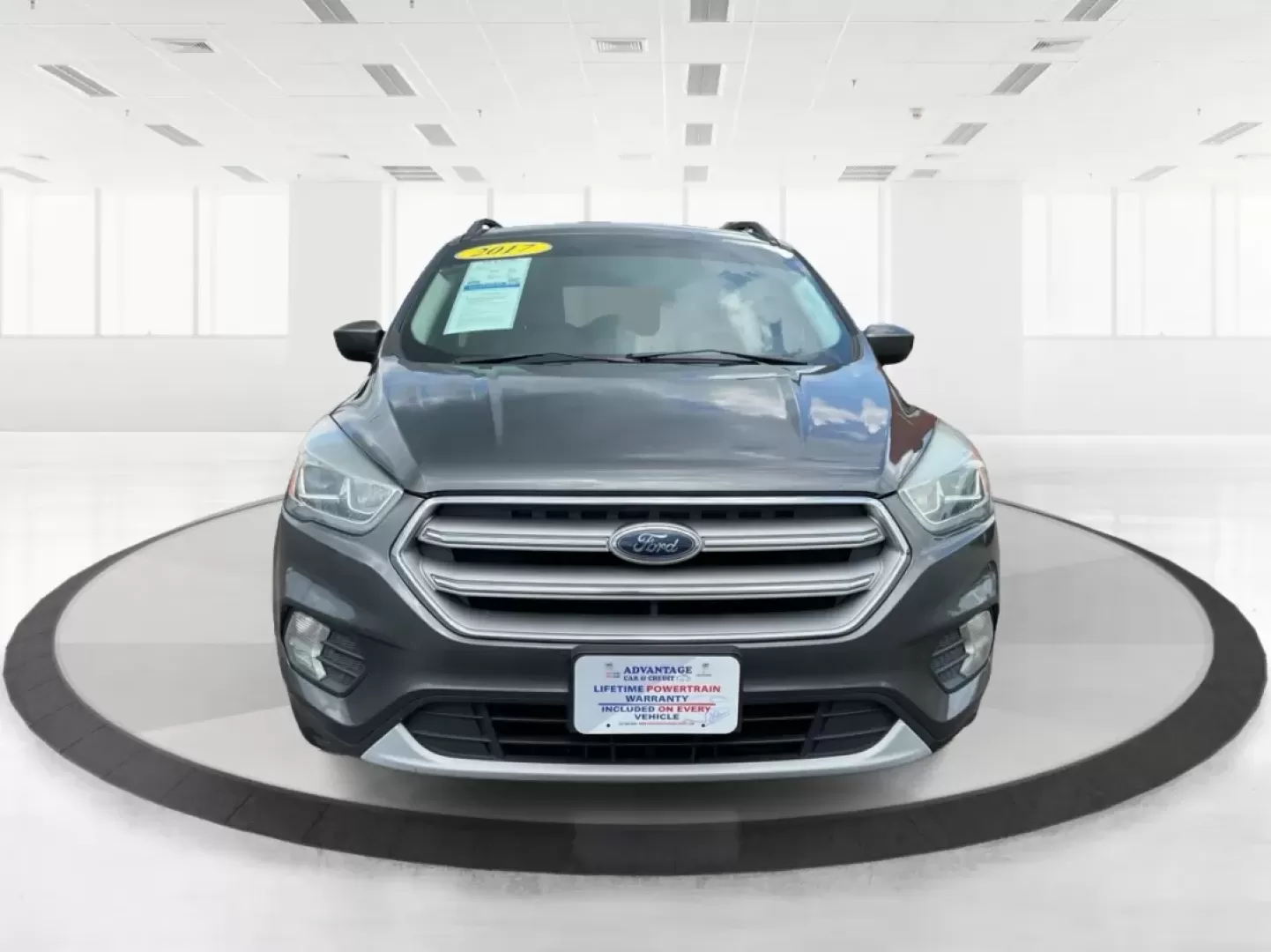 2017 Ford Escape SE (1FMCU9GD7HU) with an Other engine, located at 4508 South Dixie Dr, Moraine, OH, 45439, (937) 908-9800, 39.689976, -84.218452 - **Adventure Awaits With This 2017 Ford Escape SE! Perfect for Your Next Journey!**<br /> <br /> Are you ready to elevate your weekend getaways or daily commutes? The 2017 Ford Escape SE is the ideal SUV for those who crave versatility without sacrificing style. With a spacious interior, advanced saf - Photo#7