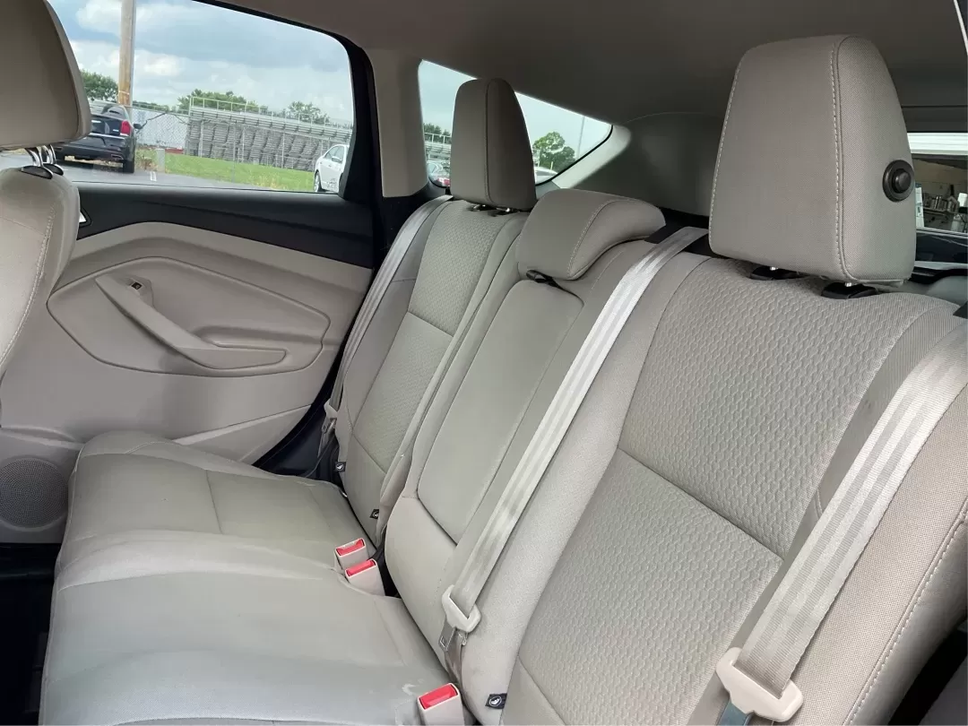 2017 Ford Escape SE (1FMCU9GD7HU) with an Other engine, located at 4508 South Dixie Dr, Moraine, OH, 45439, (937) 908-9800, 39.689976, -84.218452 - **Adventure Awaits With This 2017 Ford Escape SE! Perfect for Your Next Journey!**<br /> <br /> Are you ready to elevate your weekend getaways or daily commutes? The 2017 Ford Escape SE is the ideal SUV for those who crave versatility without sacrificing style. With a spacious interior, advanced saf - Photo#10