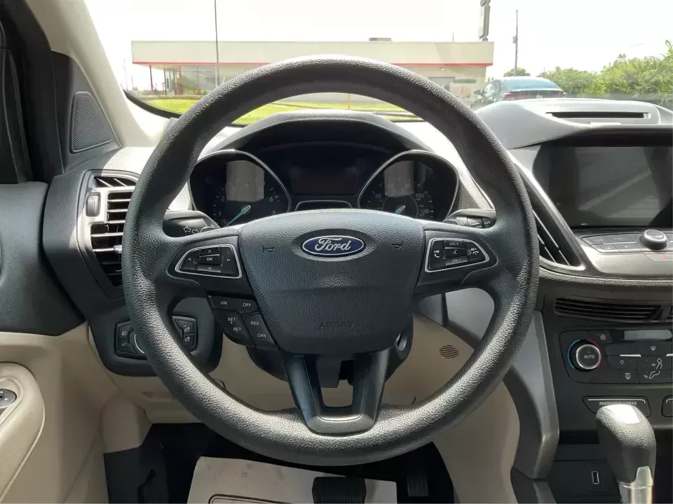 2017 Ford Escape SE (1FMCU9GD7HU) with an 1.5L L4 DOHC 16V engine, 6A transmission, located at 4508 South Dixie Dr, Moraine, OH, 45439, (937) 908-9800, 39.689976, -84.218452 - **Adventure Awaits With This 2017 Ford Escape SE! Perfect for Your Next Journey!**<br /> <br /> Are you ready to elevate your weekend getaways or daily commutes? The 2017 Ford Escape SE is the ideal SUV for those who crave versatility without sacrificing style. With a spacious interior, advanced saf - Photo#16