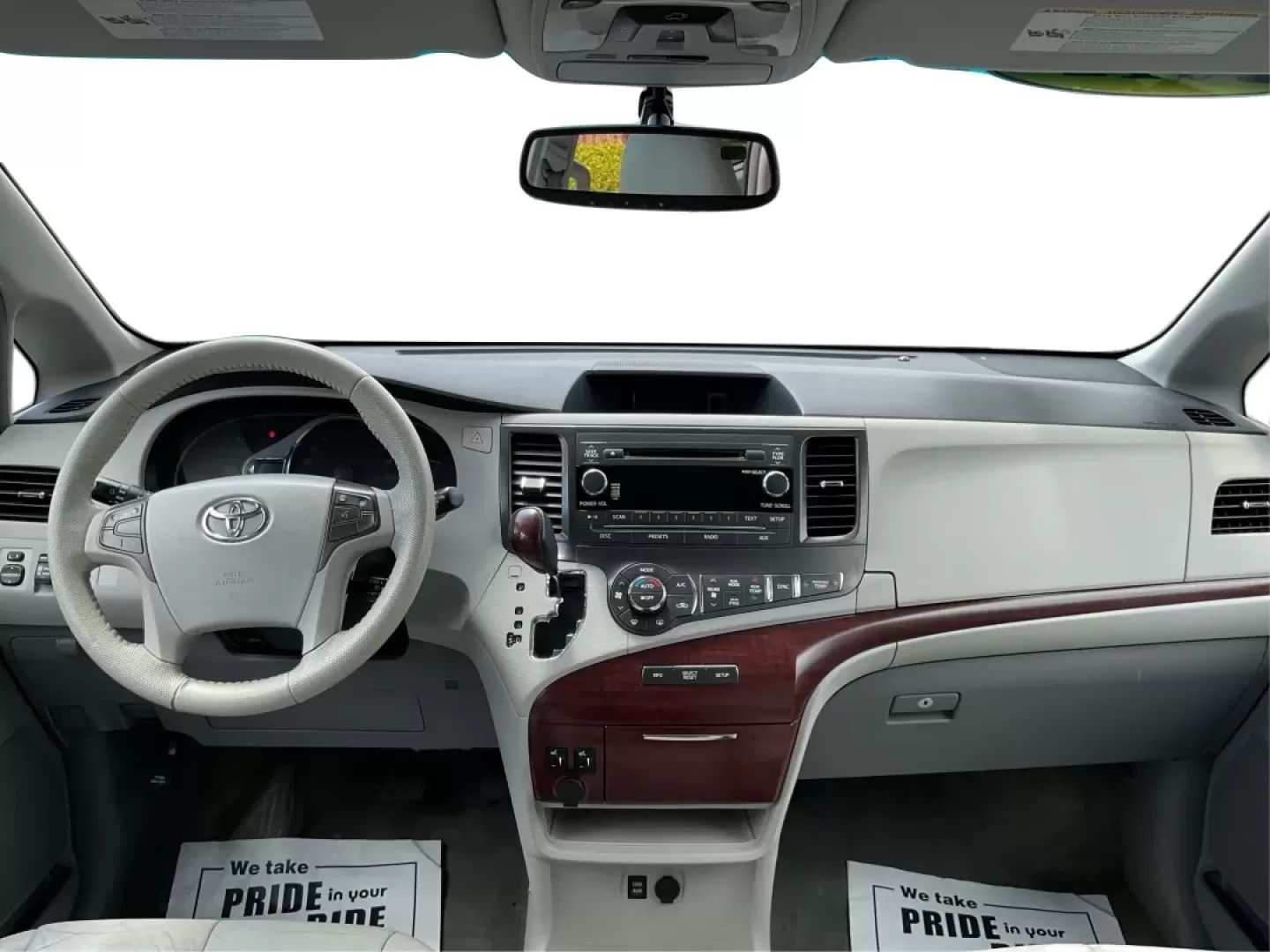 2012 Toyota Sienna XLE V6 8 Passenger (5TDYK3DC7CS) with an 3.5L V-6 DOHC engine, located at 1184 Kauffman Ave, Fairborn, OH, 45324, (937) 908-9800, 39.807072, -84.030914 - **Unleash Your Family Adventures with the 2012 Toyota Sienna XLE V6!** <br /> <br /> Are you ready to elevate your family's travel experiences? The 2012 Toyota Sienna XLE V6 8 Passenger is the perfect blend of comfort, space, and reliability, designed for families who love to explore. Whether you're - Photo#20