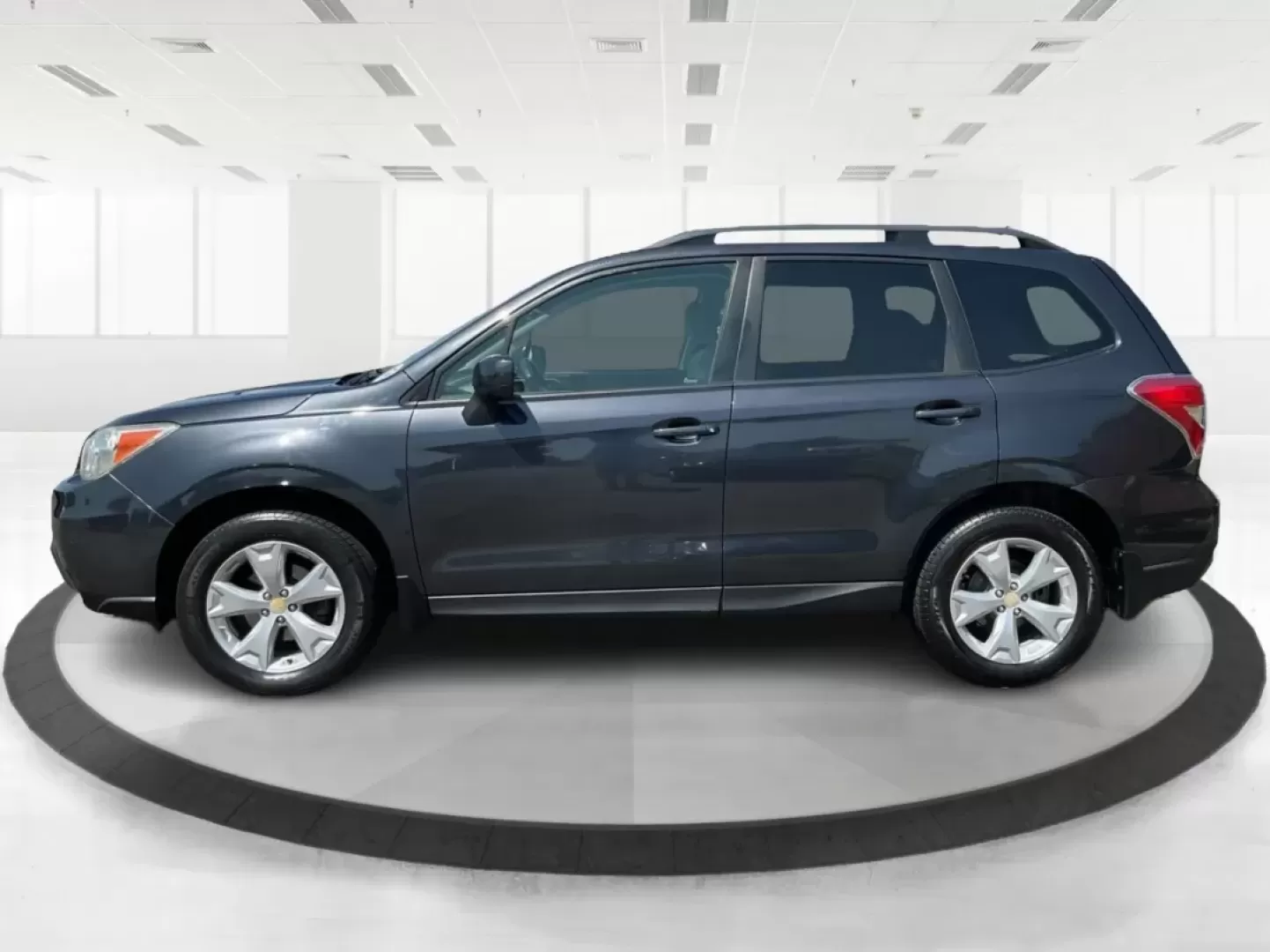 2014 Subaru Forester 2.5i Premium (JF2SJAGCXEH) with an 2.5L H-4 DOHC engine, located at 4508 South Dixie Dr, Moraine, OH, 45439, (937) 908-9800, 39.689976, -84.218452 - **Adventure Awaits: Drive Home in a 2014 Subaru Forester!** <br /> <br /> Are you ready to elevate your lifestyle with a reliable vehicle that can handle both your daily commute and weekend adventures? The 2014 Subaru Forester is the perfect blend of practicality and versatility, making it an ideal - Photo#5