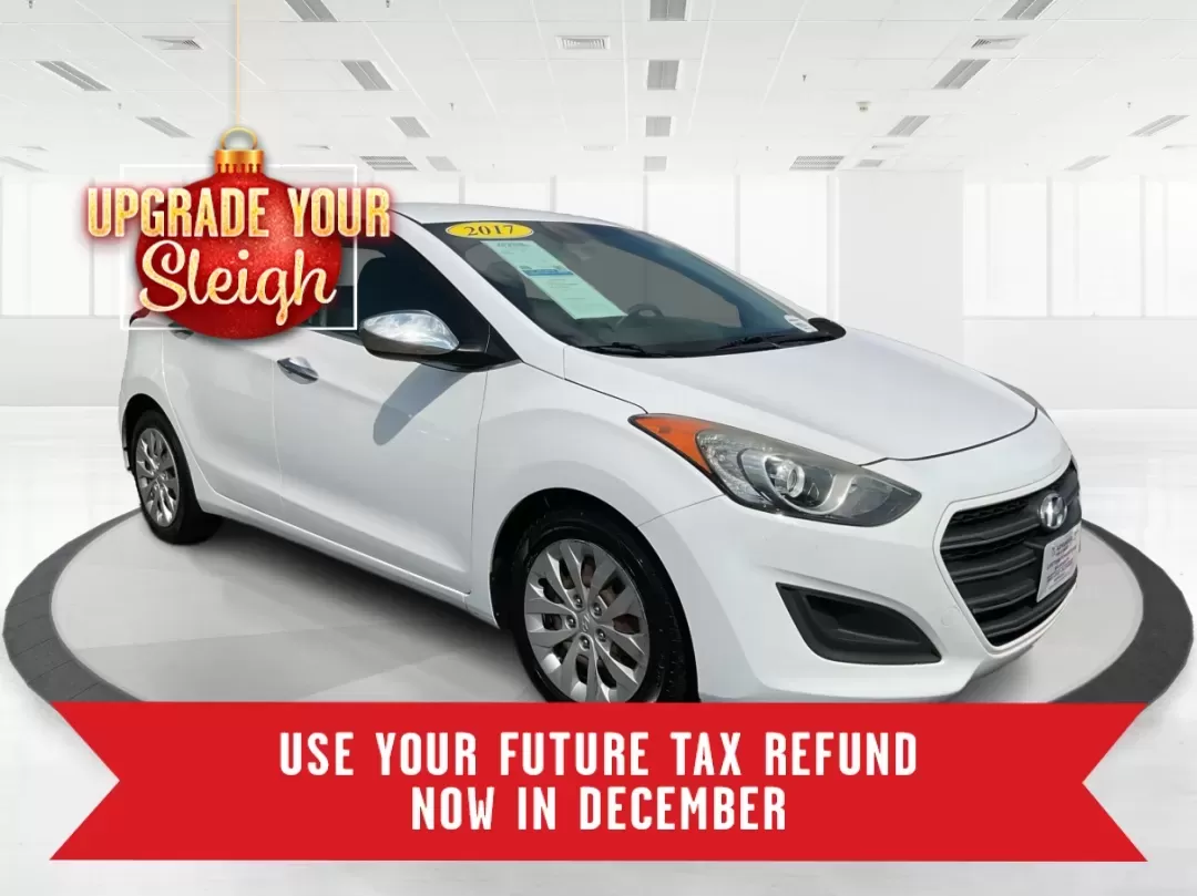 2017 Hyundai Elantra GT Base (KMHD35LH2HU) with an Other engine, located at 880 E. National Road, Vandalia, OH, 45377, (937) 908-9800, 39.891918, -84.183594 - **Discover the Perfect Commuter or Family Vehicle at Advantage Car and Credit - Piqua**<br /> <br /> Are you searching for a reliable vehicle that caters to your daily commute or weekend family adventures? Look no further than this 2017 Hyundai Elantra GT, now available for purchase at Advantage Car - Photo#0