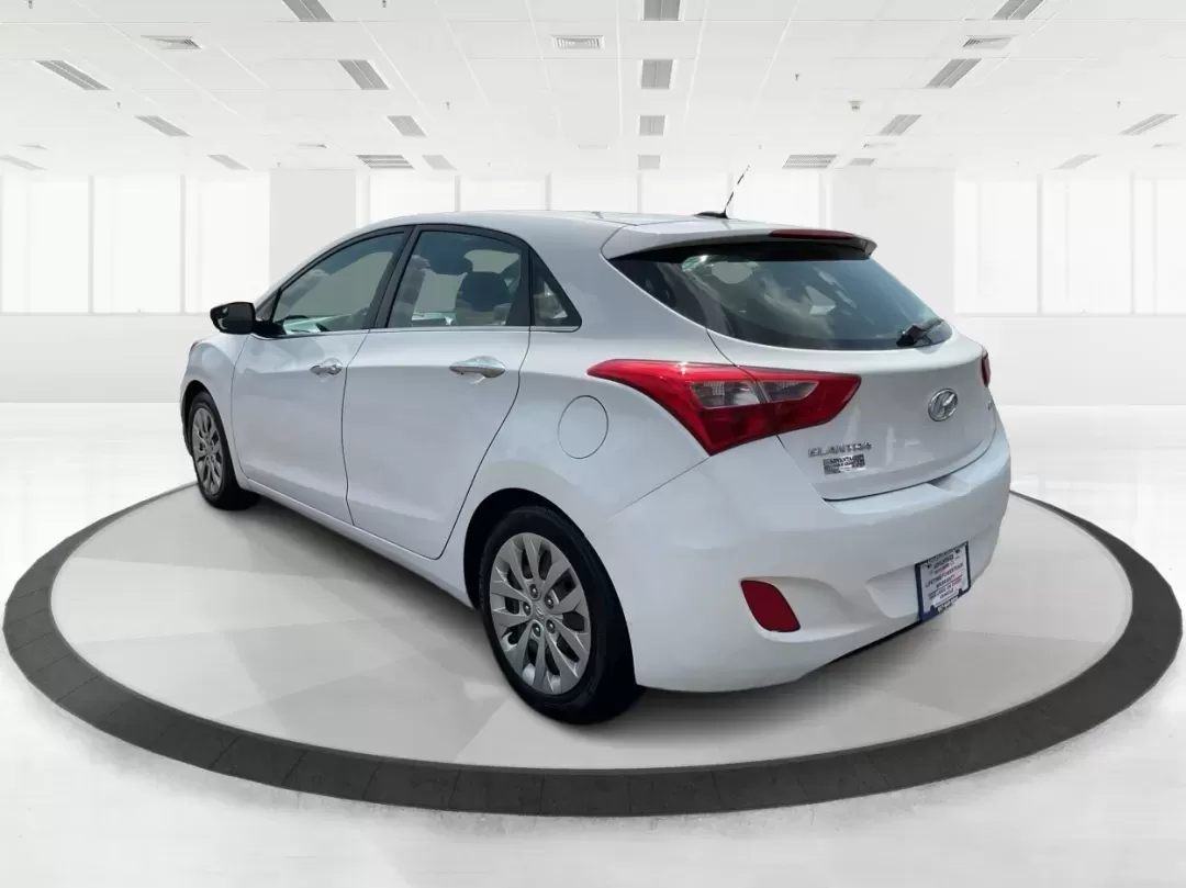 2017 Hyundai Elantra GT Base (KMHD35LH2HU) with an Other engine, located at 1184 Kauffman Ave, Fairborn, OH, 45324, (937) 908-9800, 39.807072, -84.030914 - **Discover the Perfect Commuter or Family Vehicle at Advantage Car and Credit - Piqua**<br /> <br /> Are you searching for a reliable vehicle that caters to your daily commute or weekend family adventures? Look no further than this 2017 Hyundai Elantra GT, now available for purchase at Advantage Car - Photo#4