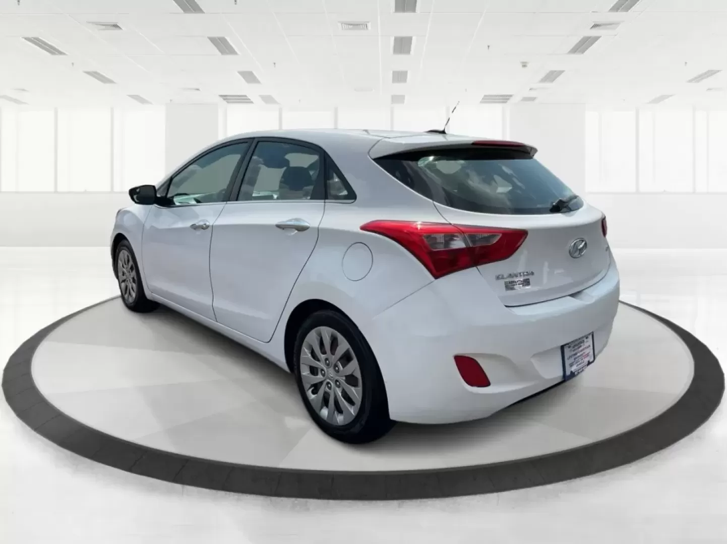2017 Hyundai Elantra GT Base (KMHD35LH2HU) with an Other engine, located at 8750 N County Rd 25A, Piqua, OH, 45356, (937) 908-9800, 40.164391, -84.232513 - **Discover the Perfect Commuter or Family Vehicle at Advantage Car and Credit - Piqua**<br /> <br /> Are you searching for a reliable vehicle that caters to your daily commute or weekend family adventures? Look no further than this 2017 Hyundai Elantra GT, now available for purchase at Advantage Car - Photo#4