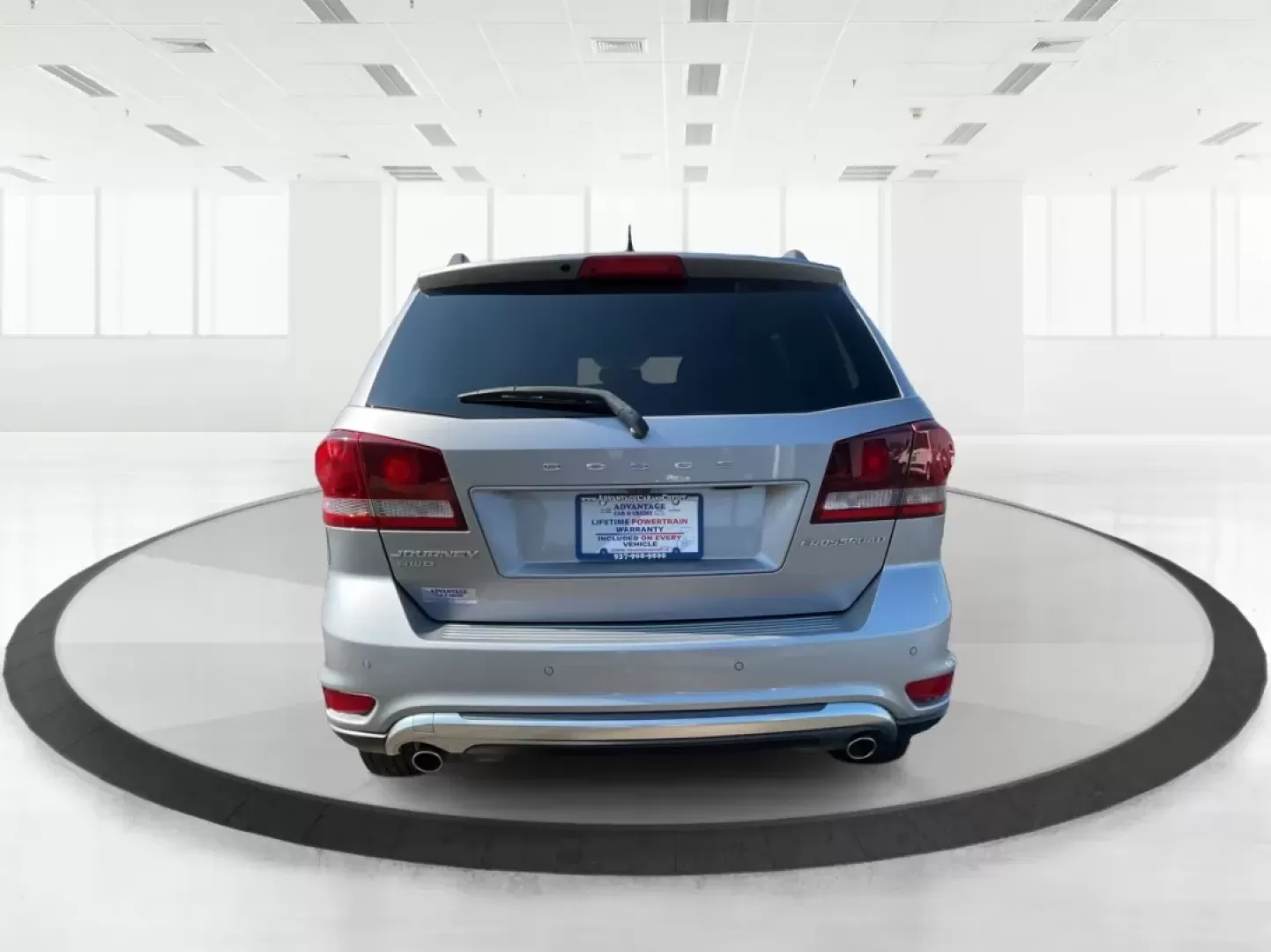2016 Dodge Journey Crossroad Plus (3C4PDDGG2GT) with an Pentastar 3.6L V-6 DOHC engine, located at 1099 N County Rd 25A , Troy, OH, 45373, (937) 908-9800, 40.057079, -84.212883 - **Adventure Awaits with the 2016 Dodge Journey Crossroad Plus** <br /> <br /> Are you ready for your next family road trip or weekend adventure? The 2016 Dodge Journey Crossroad Plus is designed for those who crave versatility and comfort in their daily lives. This SUV is perfect for growing familie - Photo#3