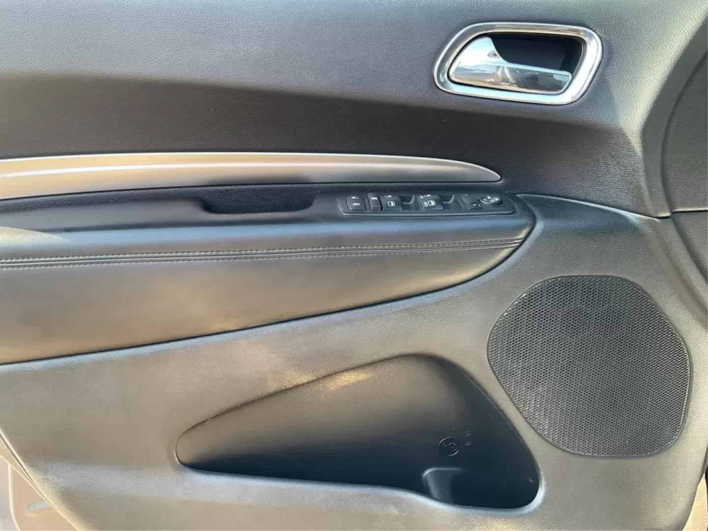 2013 Dodge Durango SXT (1C4RDJAG7DC) with an 3.6L V-6 DOHC engine, located at 8750 N County Rd 25A, Piqua, OH, 45356, (937) 908-9800, 40.164391, -84.232513 - **Discover Your Adventure with the 2013 Dodge Durango SXT at Advantage Car and Credit - Troy!**<br /> <br /> Are you in search of the perfect SUV to elevate your family outings, weekend adventures, or daily commutes? Look no further than the 2013 Dodge Durango SXT, where spaciousness meets versatili - Photo#19