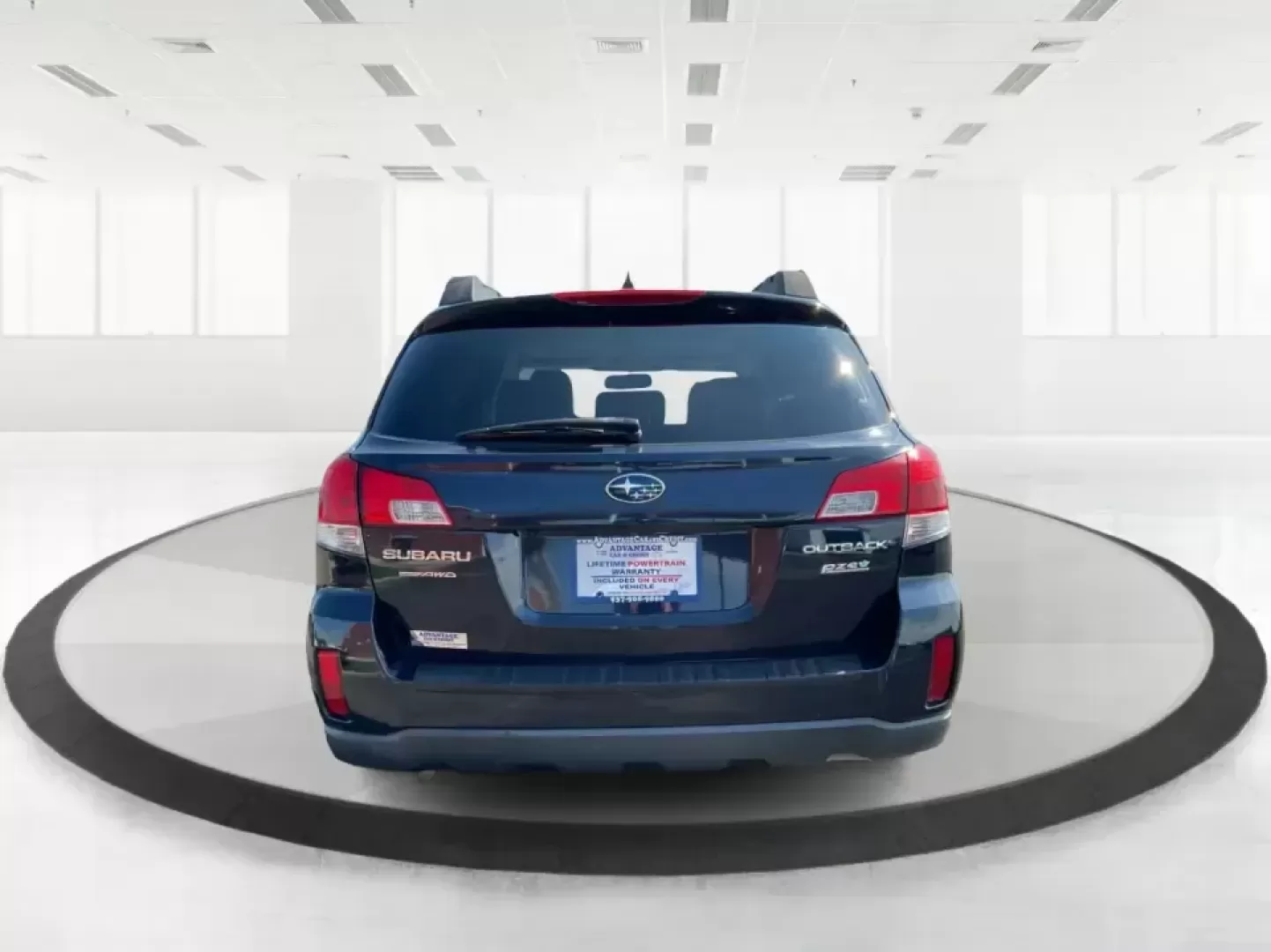 2013 Subaru Outback 2.5i Limited (4S4BRBKC0D3) with an 2.5L H-4 DOHC engine, Continuously Variable Transmission (CVT) transmission, located at 401 Woodman Dr, Riverside, OH, 45431, (937) 908-9800, 39.760899, -84.123421 - **Adventure Awaits with This 2013 Subaru Outback! Perfect for Weekend Getaways and Daily Commutes**<br /> <br /> Looking for a versatile vehicle that can handle everything from family road trips to daily commutes? Look no further than this 2013 Subaru Outback 2.5i Limited, now available at Advantage - Photo#3