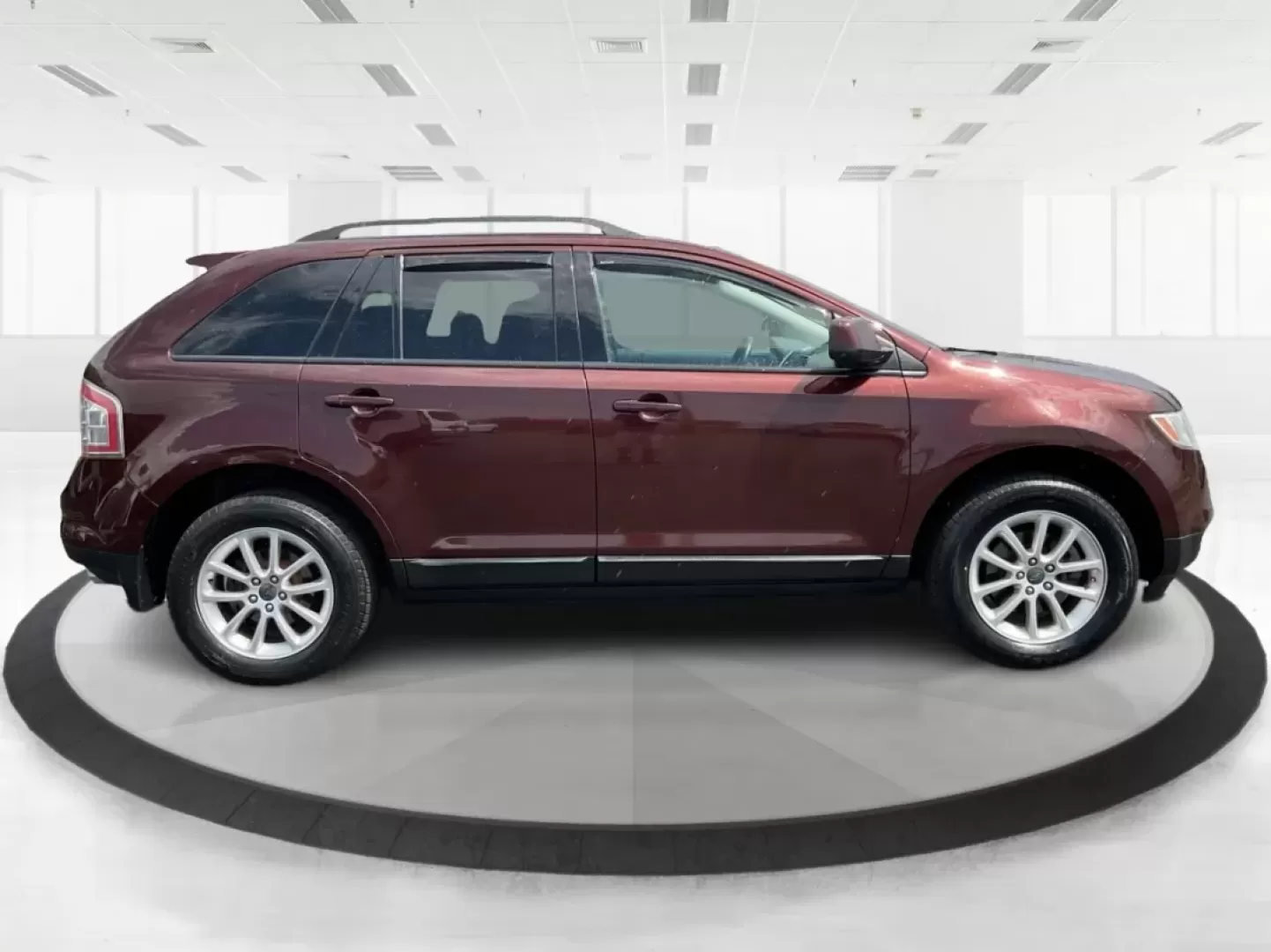 2010 Ford Edge SEL (2FMDK3JC4AB) with an Duratec 3.5L V-6 DOHC engine, located at 1230 East Main St, Xenia, OH, 45385, (937) 908-9800, 39.688026, -83.910172 - Are you ready to elevate your driving experience with a vehicle that fits your dynamic lifestyle? Whether you're embarking on an unforgettable family road trip, commuting to work, or simply running errands around Xenia, the 2010 Ford Edge SEL is the perfect companion for all your adventures. Availab - Photo#1