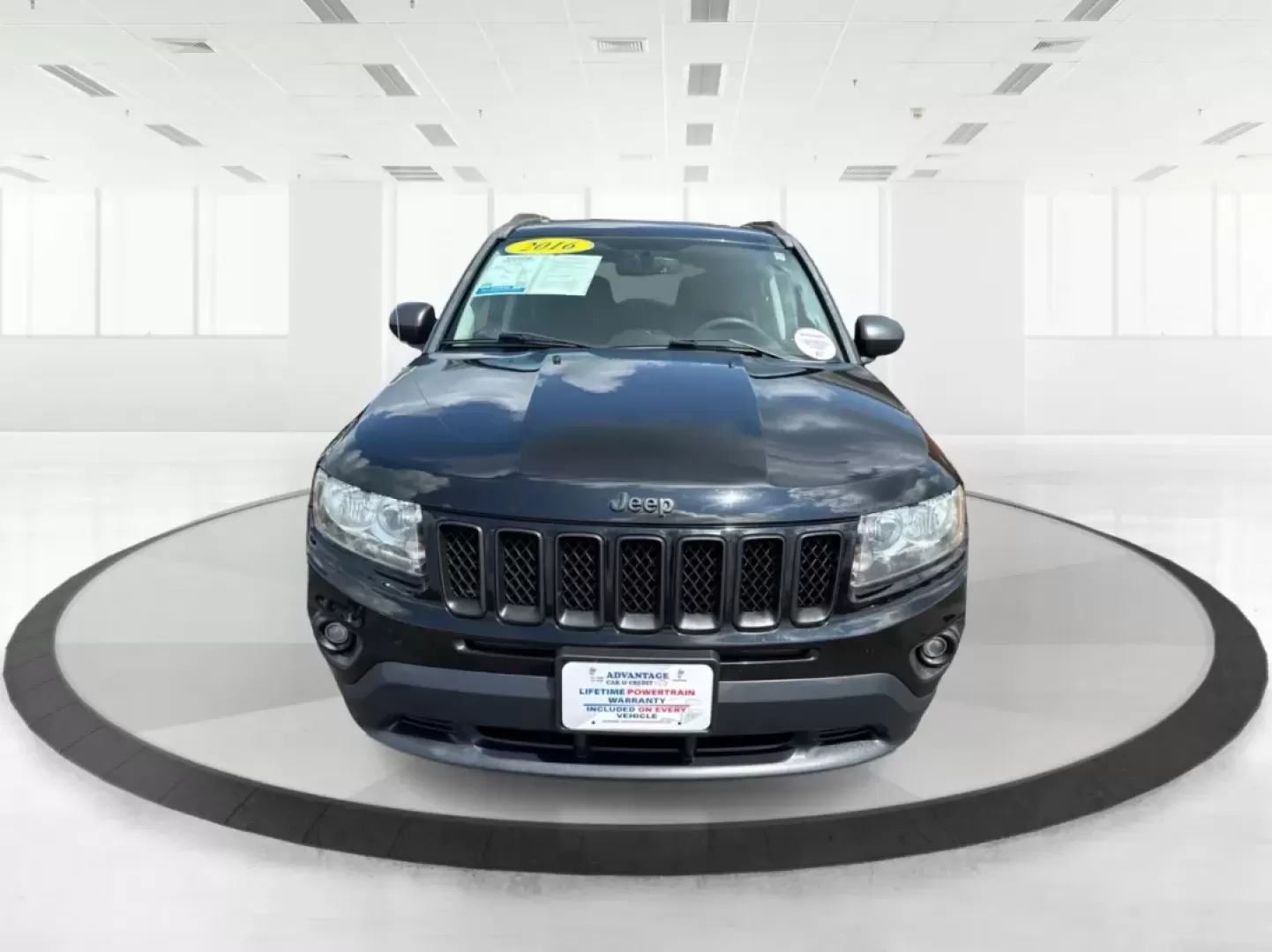 2016 Jeep Compass Sport (1C4NJDBB5GD) with an 2.4L I-4 DOHC engine, located at 1230 East Main St, Xenia, OH, 45385, (937) 908-9800, 39.688026, -83.910172 - **Adventure Awaits with this 2016 Jeep Compass Sport Perfect for Weekend Getaways!**<br /> <br /> Are you looking for a vehicle that combines style, functionality, and reliability for your next adventure? Look no further than this 2016 Jeep Compass Sport, available now at Advantage Car and Credit i - Photo#7