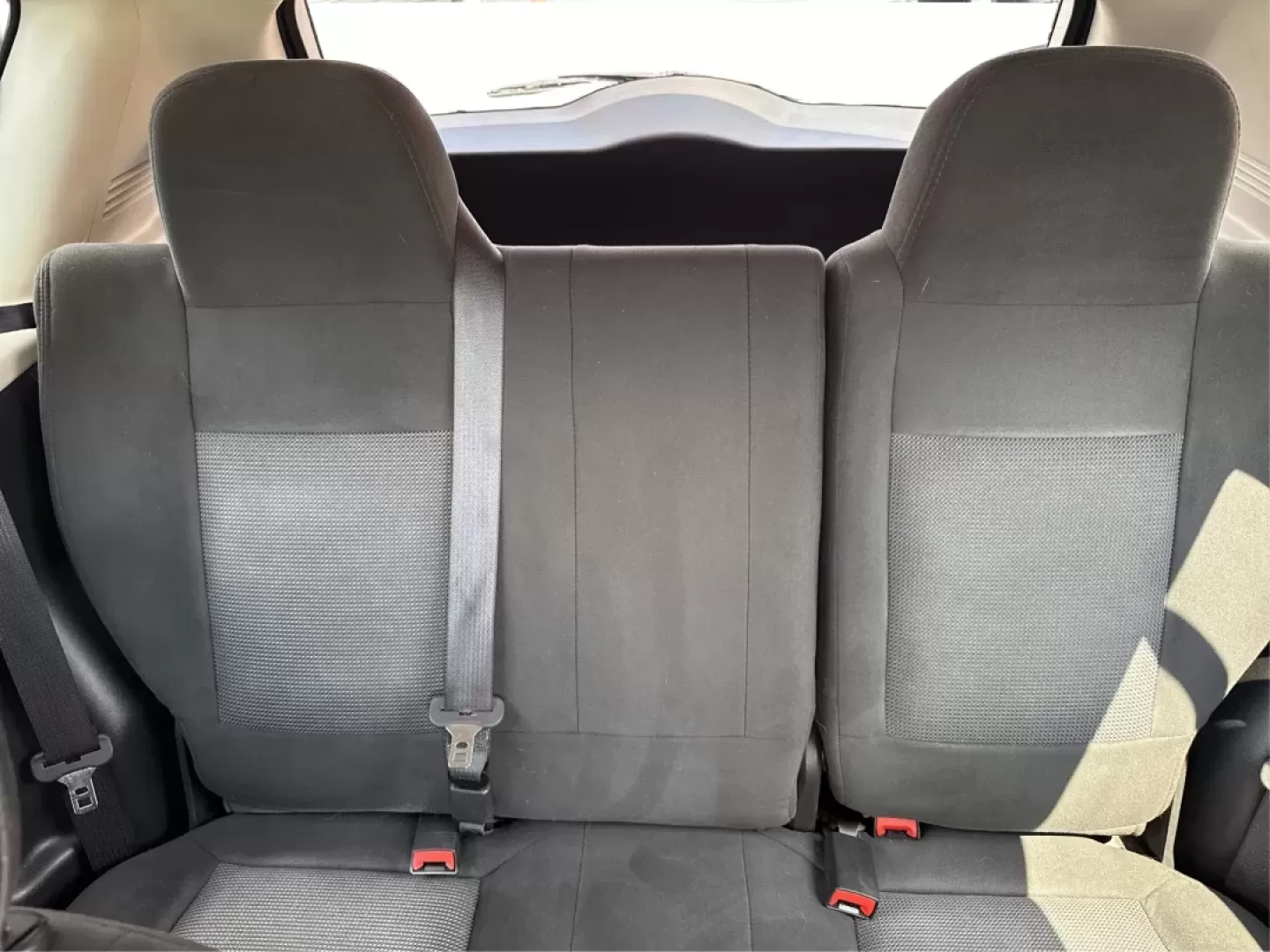 2016 Jeep Compass Sport (1C4NJDBB5GD) with an 2.4L I-4 DOHC engine, located at 1230 East Main St, Xenia, OH, 45385, (937) 908-9800, 39.688026, -83.910172 - **Adventure Awaits with this 2016 Jeep Compass Sport Perfect for Weekend Getaways!**<br /> <br /> Are you looking for a vehicle that combines style, functionality, and reliability for your next adventure? Look no further than this 2016 Jeep Compass Sport, available now at Advantage Car and Credit i - Photo#14