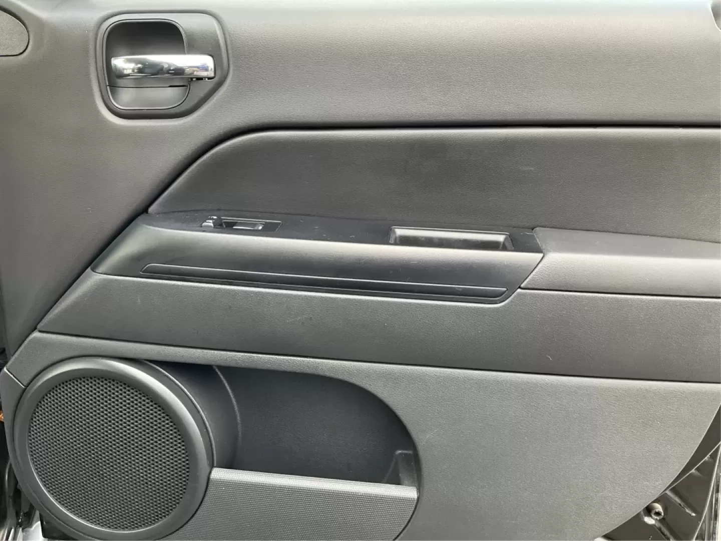 2014 Jeep Patriot Latitude (1C4NJPFA4ED) with an Other engine, located at 1099 N County Rd 25A , Troy, OH, 45373, (937) 908-9800, 40.057079, -84.212883 - **Adventure Awaits with This 2014 Jeep Patriot Latitude at Advantage Car and Credit - Moraine!**<br /> <br /> Are you ready to embark on new adventures, whether it's a weekend getaway, a family road trip, or daily commutes? This 2014 Jeep Patriot Latitude is your perfect companion for all these scen - Photo#17