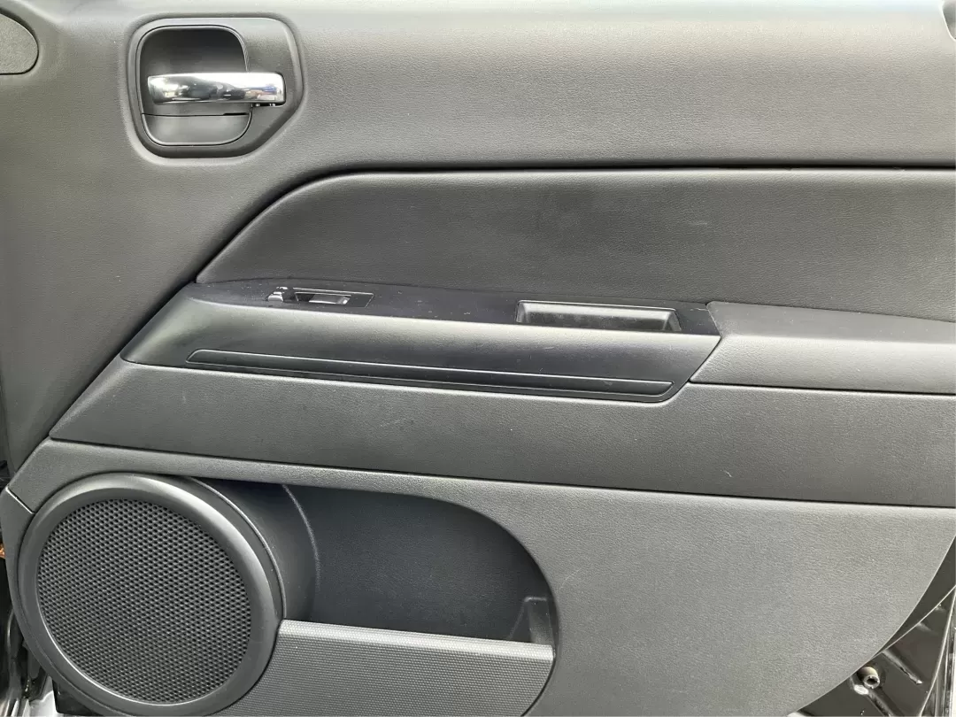 2014 Jeep Patriot Latitude (1C4NJPFA4ED) with an Other engine, located at 1099 N County Rd 25A , Troy, OH, 45373, (937) 908-9800, 40.057079, -84.212883 - **Adventure Awaits with This 2014 Jeep Patriot Latitude at Advantage Car and Credit - Moraine!**<br /> <br /> Are you ready to embark on new adventures, whether it's a weekend getaway, a family road trip, or daily commutes? This 2014 Jeep Patriot Latitude is your perfect companion for all these scen - Photo#17