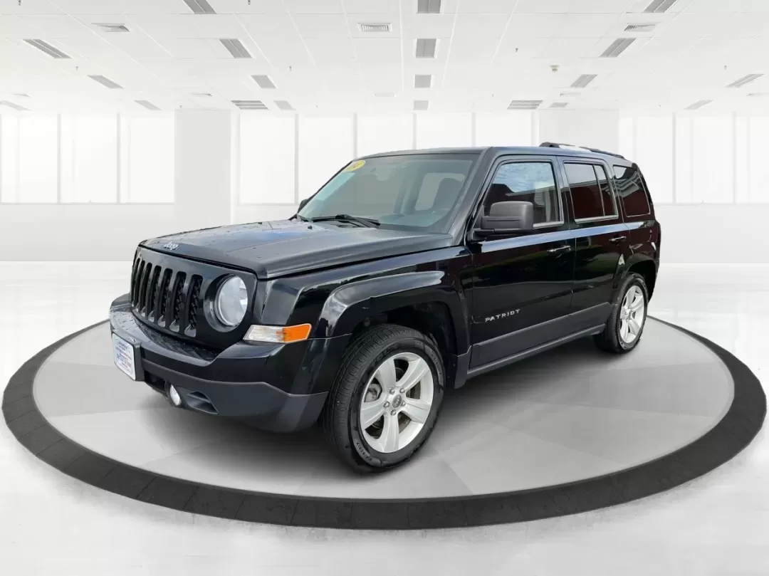 2014 Jeep Patriot Latitude (1C4NJPFA4ED) with an 2.0L L4 DOHC 16V engine, Automatic transmission, located at 880 E. National Road, Vandalia, OH, 45377, (937) 908-9800, 39.891918, -84.183594 - **Adventure Awaits with This 2014 Jeep Patriot Latitude at Advantage Car and Credit - Moraine!**<br /> <br /> Are you ready to embark on new adventures, whether it's a weekend getaway, a family road trip, or daily commutes? This 2014 Jeep Patriot Latitude is your perfect companion for all these scen - Photo#8