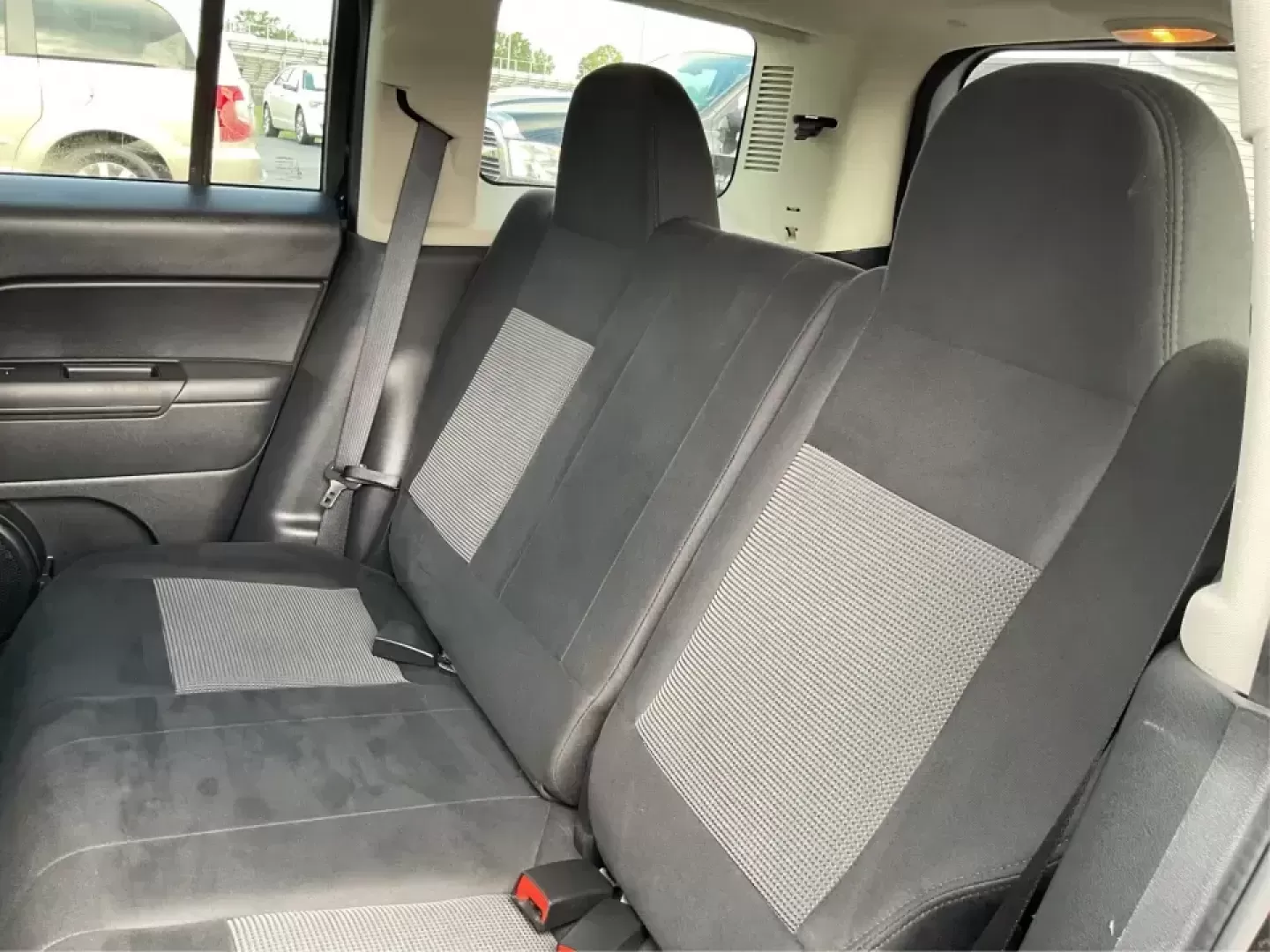 2014 Jeep Patriot Latitude (1C4NJPFA4ED) with an 2.0L L4 DOHC 16V engine, Automatic transmission, located at 880 E. National Road, Vandalia, OH, 45377, (937) 908-9800, 39.891918, -84.183594 - **Adventure Awaits with This 2014 Jeep Patriot Latitude at Advantage Car and Credit - Moraine!**<br /> <br /> Are you ready to embark on new adventures, whether it's a weekend getaway, a family road trip, or daily commutes? This 2014 Jeep Patriot Latitude is your perfect companion for all these scen - Photo#10