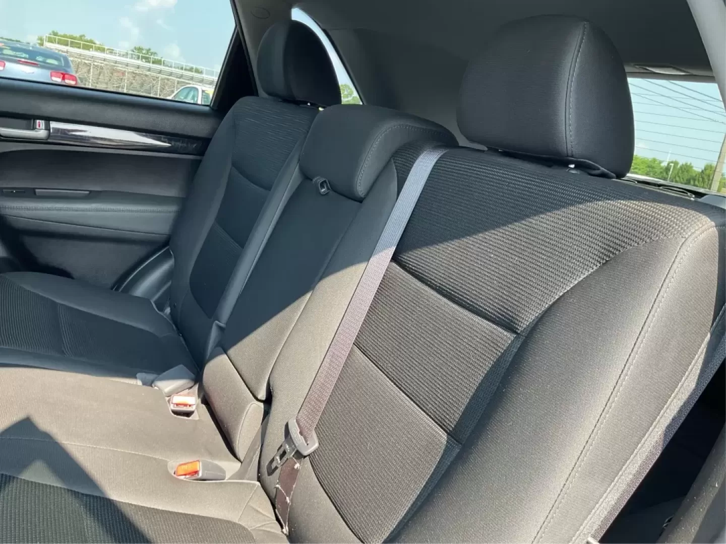 2014 Kia Sorento LX (5XYKT3A66EG) with an 2.4L I-4 gasoline direct injection engine, located at 401 Woodman Dr, Riverside, OH, 45431, (937) 908-9800, 39.760899, -84.123421 - Discover the joy of family adventures with the 2014 Kia Sorento LX, now available at Advantage Car and Credit in New Carlisle, OH. This spacious SUV is perfect for growing families or anyone who loves weekend getaways. With a versatile interior and advanced features, the Sorento is designed for comf - Photo#10