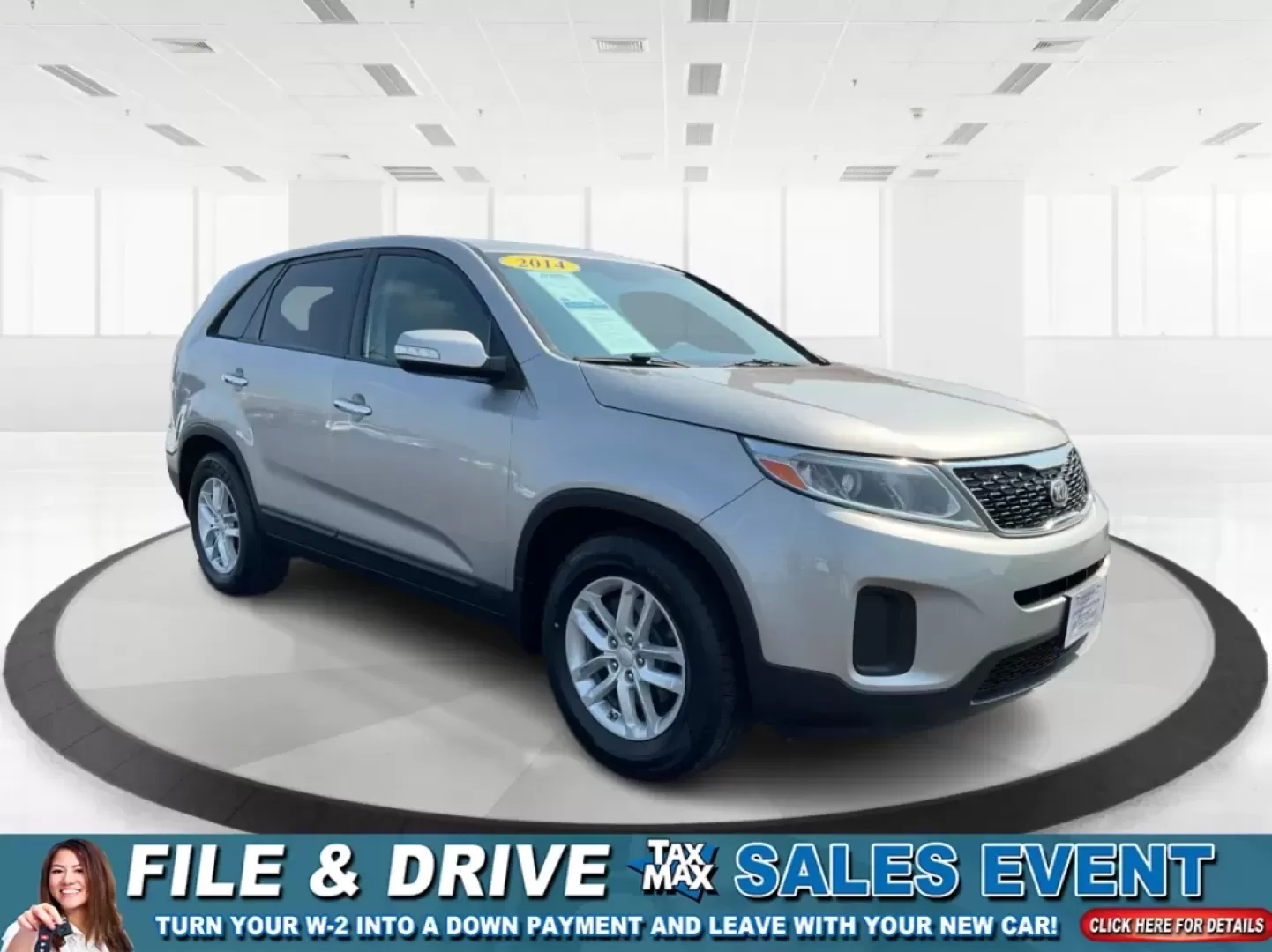 2014 Kia Sorento LX (5XYKT3A66EG) with an 2.4L I-4 gasoline direct injection engine, located at 401 Woodman Dr, Riverside, OH, 45431, (937) 908-9800, 39.760899, -84.123421 - Discover the joy of family adventures with the 2014 Kia Sorento LX, now available at Advantage Car and Credit in New Carlisle, OH. This spacious SUV is perfect for growing families or anyone who loves weekend getaways. With a versatile interior and advanced features, the Sorento is designed for comf - Photo#0