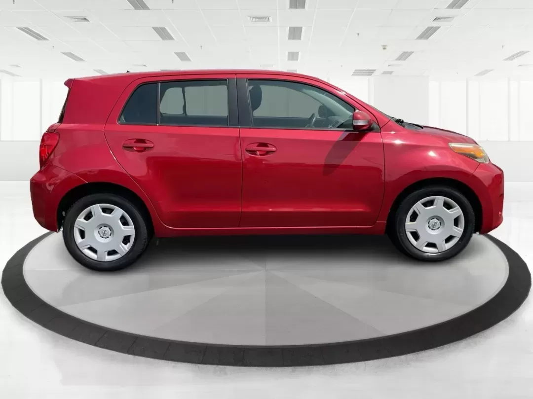 2014 Scion xD Base (JTKKUPB40E1) with an 1.8L L4 DOHC16V engine, 4-Speed Automatic transmission, located at 4508 South Dixie Dr, Moraine, OH, 45439, (937) 908-9800, 39.689976, -84.218452 - ### Discover Your Next Adventure with the 2014 Scion xD at Advantage Car and Credit!<br /> <br /> Are you ready to enhance your lifestyle with a vehicle that perfectly combines practicality and style? Whether you're commuting to work, running errands around Riverside, or planning a weekend getaway, - Photo#1