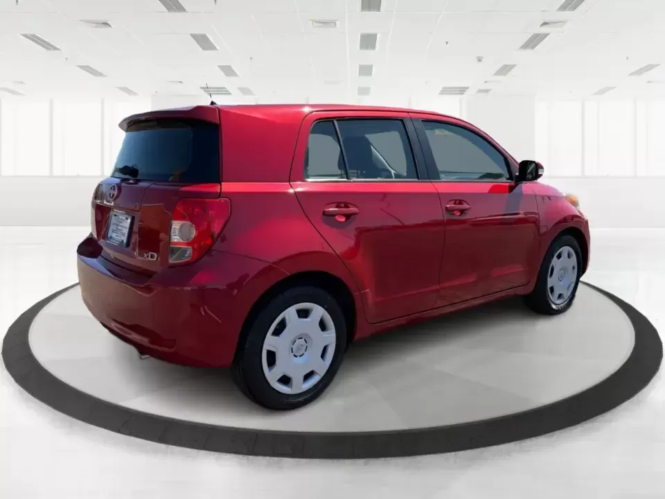 2014 Scion xD Base (JTKKUPB40E1) with an 1.8L L4 DOHC16V engine, 4-Speed Automatic transmission, located at 1230 East Main St, Xenia, OH, 45385, (937) 908-9800, 39.688026, -83.910172 - ### Discover Your Next Adventure with the 2014 Scion xD at Advantage Car and Credit!<br /> <br /> Are you ready to enhance your lifestyle with a vehicle that perfectly combines practicality and style? Whether you're commuting to work, running errands around Riverside, or planning a weekend getaway, - Photo#2