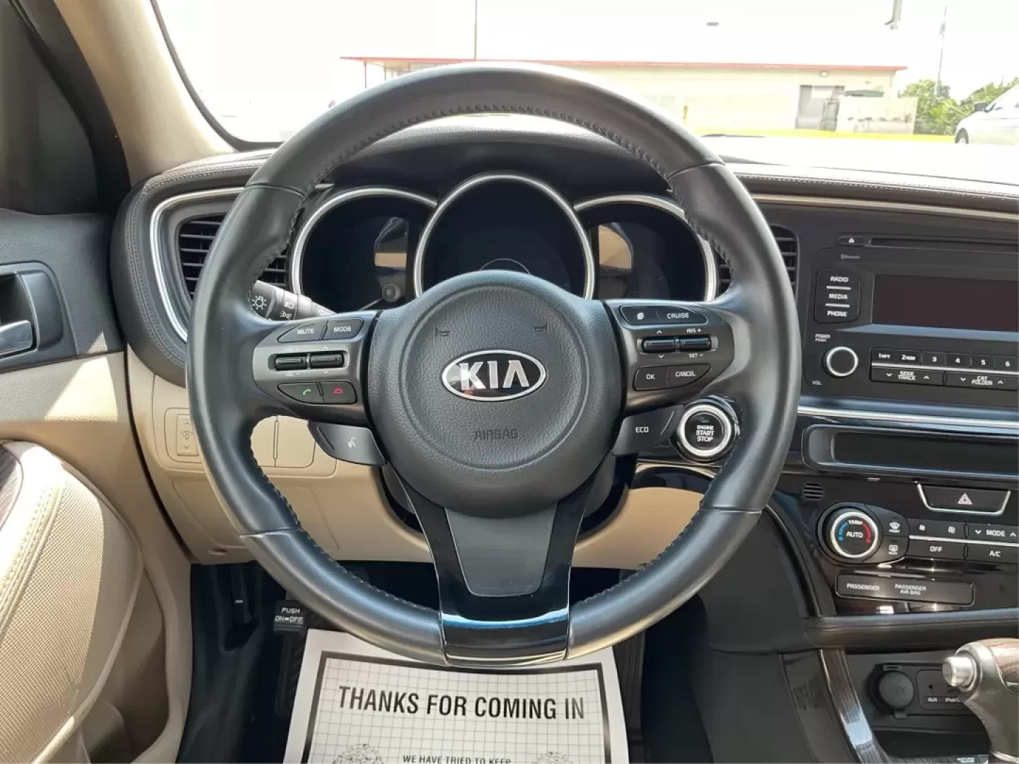 2015 Kia Optima EX (5XXGN4A70FG) with an Theta II 2.4L I-4 gasoline direct injection engine, located at 4508 South Dixie Dr, Moraine, OH, 45439, (937) 908-9800, 39.689976, -84.218452 - Embrace the open road with confidence and style in this stunning 2015 Kia Optima EX, available at Advantage Car and Credit - Piqua! Whether you're navigating daily commutes, embarking on weekend getaways, or shuttling your growing family, this sedan is designed to enhance every journey. With a sleek - Photo#16