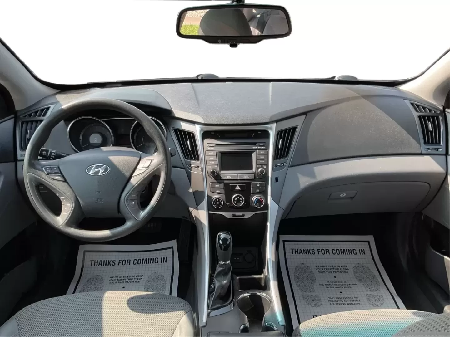 2014 Hyundai Sonata GLS (5NPEB4AC0EH) with an 2.4L I-4 gasoline direct injection engine, located at 880 E. National Road, Vandalia, OH, 45377, (937) 908-9800, 39.891918, -84.183594 - Looking for a reliable sedan that seamlessly blends comfort, efficiency, and style? Look no further than this 2014 Hyundai Sonata GLS, perfect for families, daily commuters, or anyone who appreciates a smooth ride. At Advantage Car and Credit - Piqua, located at 8750 N County Rd 25A in beautiful Piq - Photo#20
