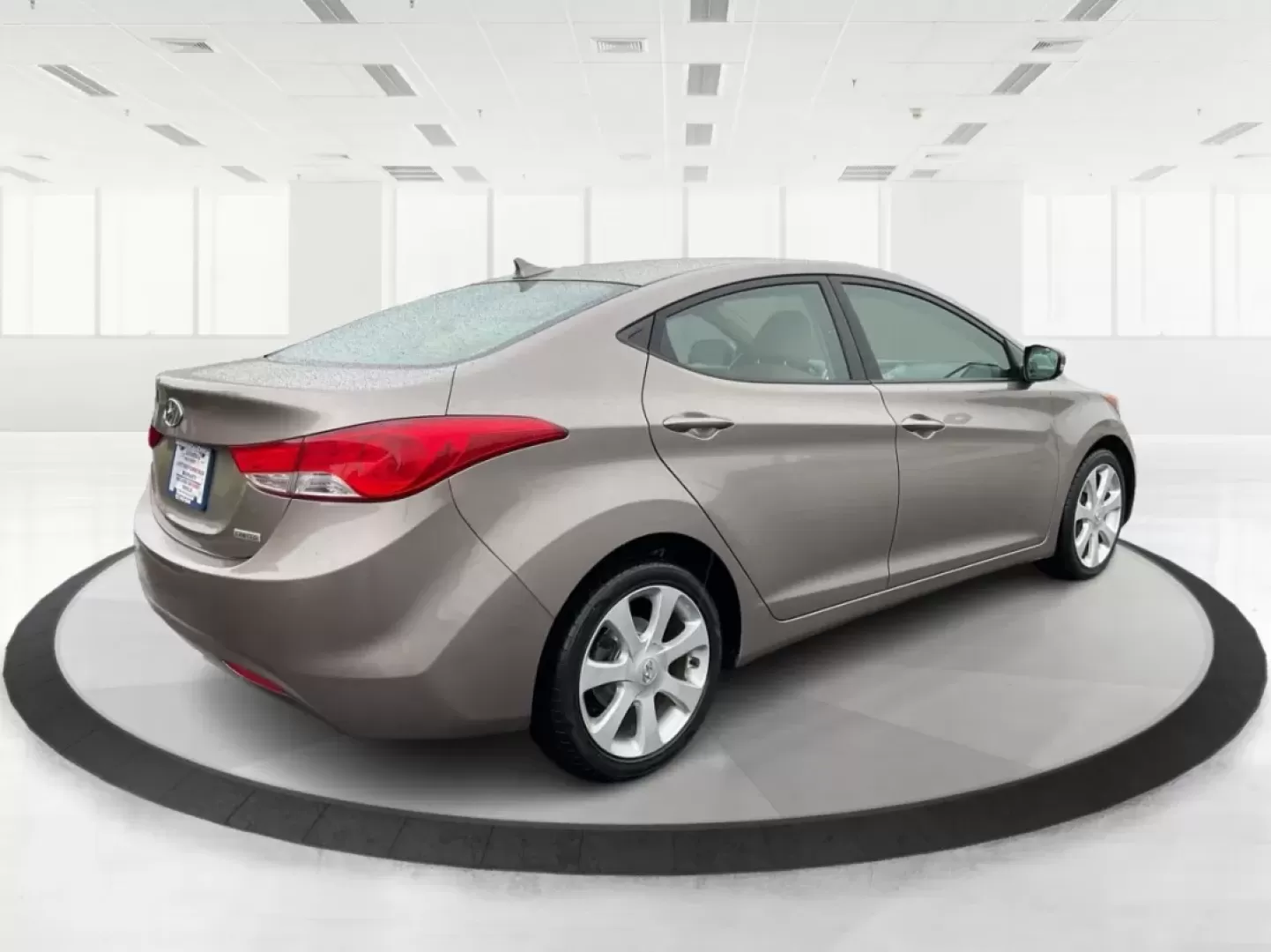 2012 Hyundai Elantra Limited (5NPDH4AE8CH) with an 1.8L I-4 DOHC engine, located at 401 Woodman Dr, Riverside, OH, 45431, (937) 908-9800, 39.760899, -84.123421 - **Explore New Horizons with the 2012 Hyundai Elantra Limited at Advantage Car and Credit in Fairborn, OH!**<br /> <br /> Are you ready to elevate your daily commute, family outings, or weekend adventures? The 2012 Hyundai Elantra Limited is the perfect companion for anyone seeking reliability, style - Photo#2