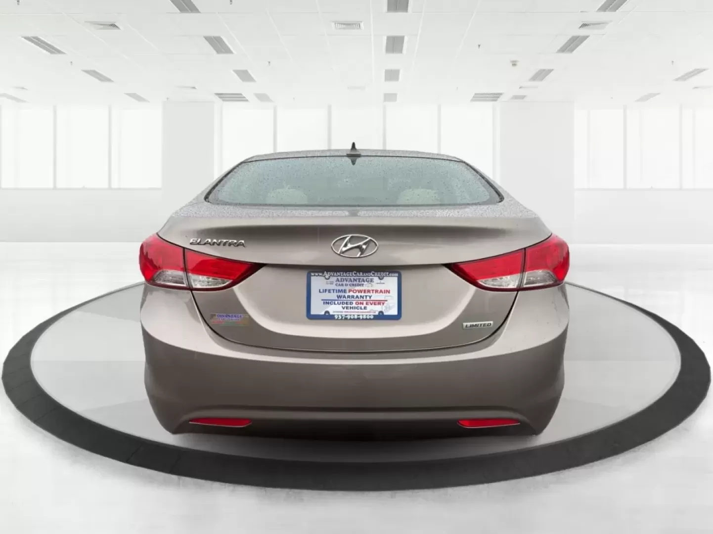 2012 Hyundai Elantra Limited (5NPDH4AE8CH) with an 1.8L I-4 DOHC engine, located at 401 Woodman Dr, Riverside, OH, 45431, (937) 908-9800, 39.760899, -84.123421 - **Explore New Horizons with the 2012 Hyundai Elantra Limited at Advantage Car and Credit in Fairborn, OH!**<br /> <br /> Are you ready to elevate your daily commute, family outings, or weekend adventures? The 2012 Hyundai Elantra Limited is the perfect companion for anyone seeking reliability, style - Photo#3