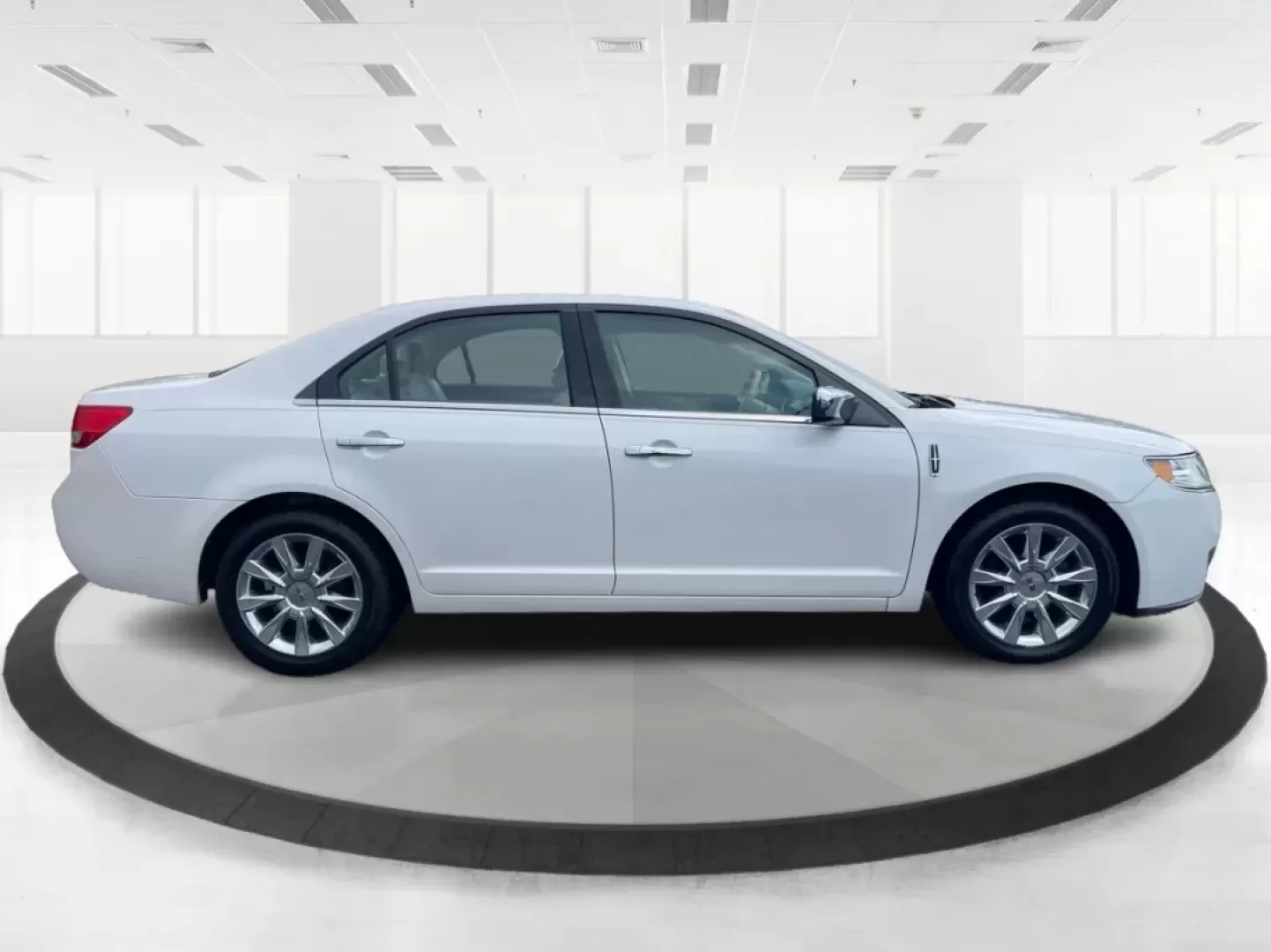 2012 Lincoln MKZ Base (3LNHL2JC1CR) with an Other engine, located at 401 Woodman Dr, Riverside, OH, 45431, (937) 908-9800, 39.760899, -84.123421 - **Discover Luxury and Comfort with the 2012 Lincoln MKZ at Advantage Car and Credit!**<br /> <br /> Imagine gliding through the streets of Fairborn, OH in a stylish and comfortable sedan that's perfect for your daily commute or weekend adventures. The 2012 Lincoln MKZ is more than just a car; it's a - Photo#1