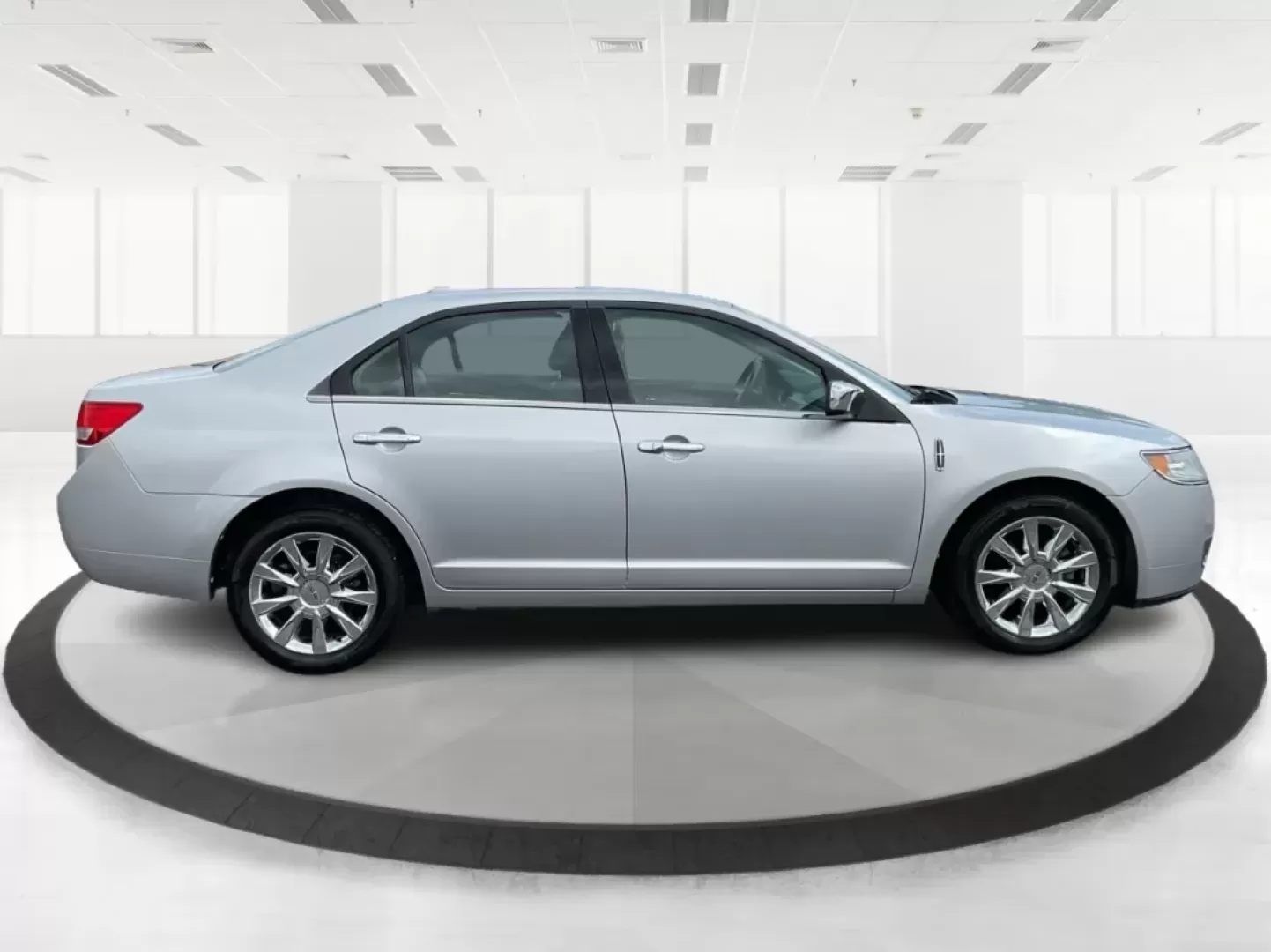 2011 Lincoln MKZ Base (3LNHL2GC8BR) with an Other engine, located at 8750 N County Rd 25A, Piqua, OH, 45356, (937) 908-9800, 40.164391, -84.232513 - **Experience Luxury and Reliability with the 2011 Lincoln MKZ at Advantage Car and Credit**<br /> <br /> Are you in the market for a vehicle that combines sophistication with practicality? Look no further than the 2011 Lincoln MKZ available at Advantage Car and Credit in Fairborn, OH. This stunning - Photo#1
