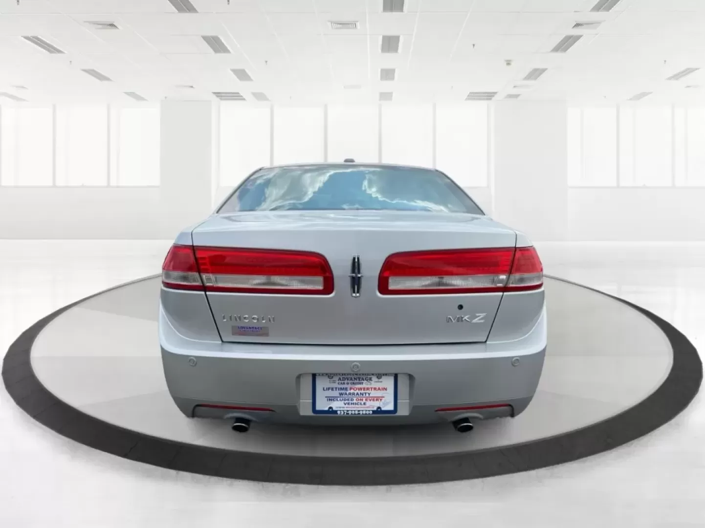 2011 Lincoln MKZ Base (3LNHL2GC8BR) with an Other engine, located at 8750 N County Rd 25A, Piqua, OH, 45356, (937) 908-9800, 40.164391, -84.232513 - **Experience Luxury and Reliability with the 2011 Lincoln MKZ at Advantage Car and Credit**<br /> <br /> Are you in the market for a vehicle that combines sophistication with practicality? Look no further than the 2011 Lincoln MKZ available at Advantage Car and Credit in Fairborn, OH. This stunning - Photo#3