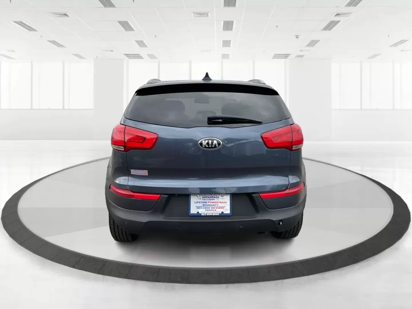 2014 Kia Sportage LX (KNDPBCAC3E7) with an 2.4L I-4 gasoline direct injection engine, located at 8750 N County Rd 25A, Piqua, OH, 45356, (937) 908-9800, 40.164391, -84.232513 - **Adventure Awaits: Explore the 2014 Kia Sportage LX at Advantage Car and Credit!**<br /> <br /> Are you ready to embrace the open road and create unforgettable memories? The 2014 Kia Sportage LX is your ticket to adventure, perfect for weekend getaways, family trips, or daily commuting around Fairb - Photo#3
